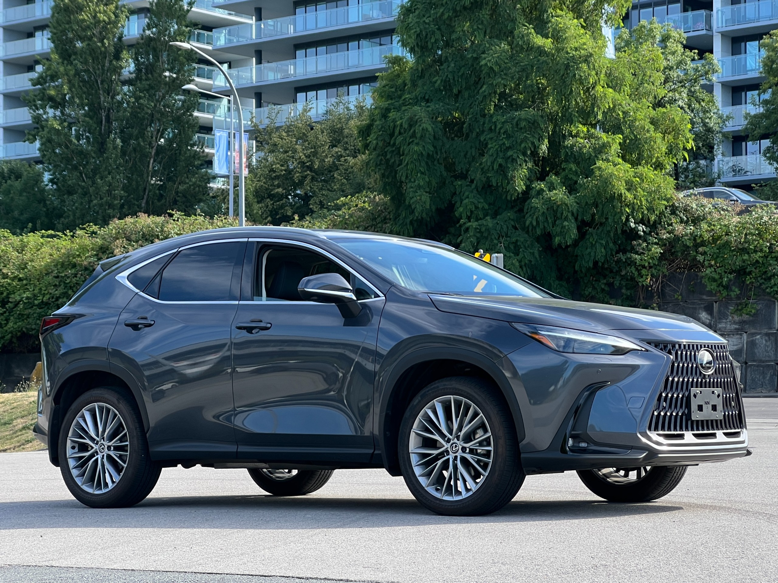 2025 Lexus NX350h|ultra luxury |BC Local - Image 2