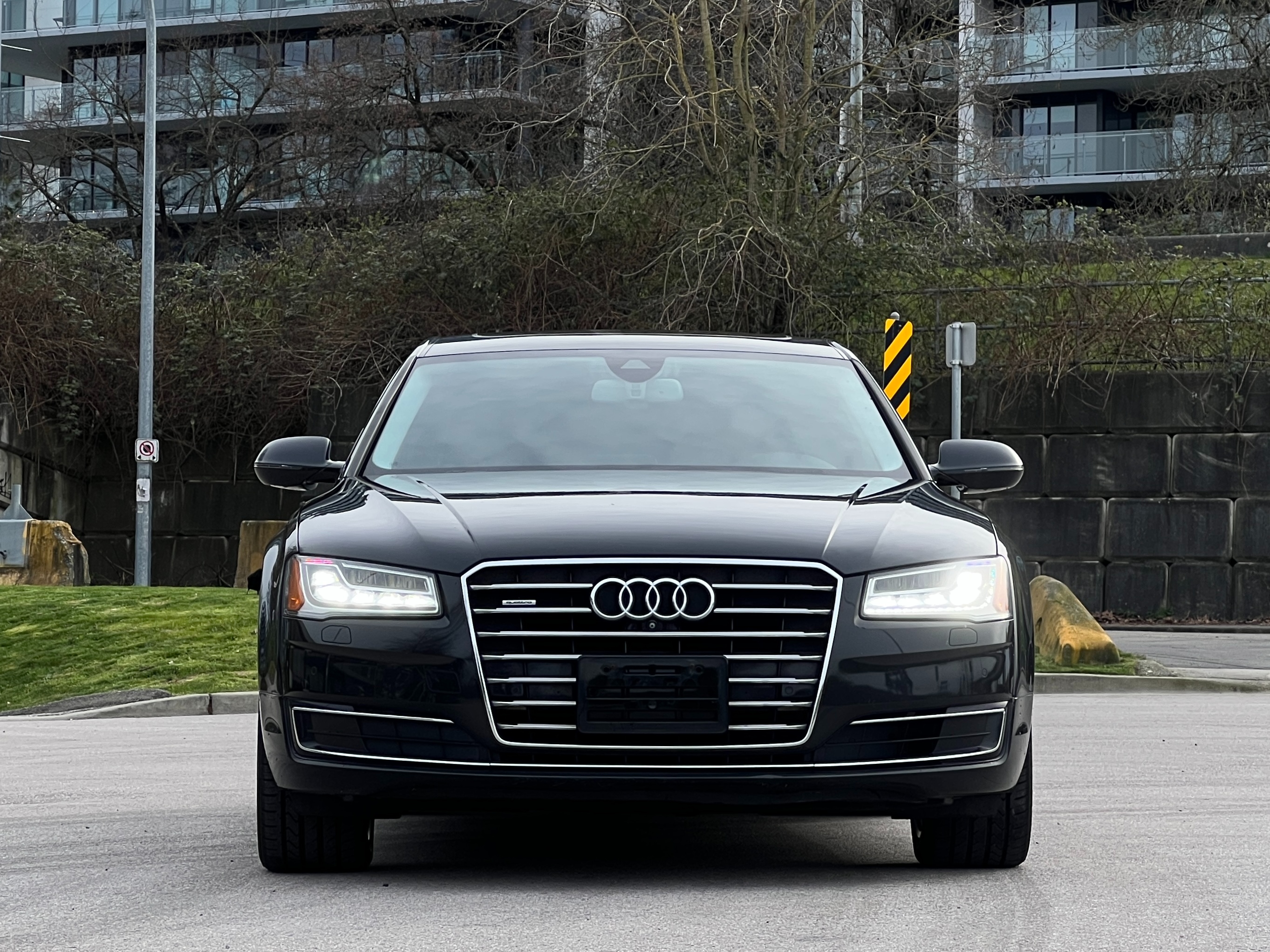 2015 Audi A8L |BC Local - Image 3