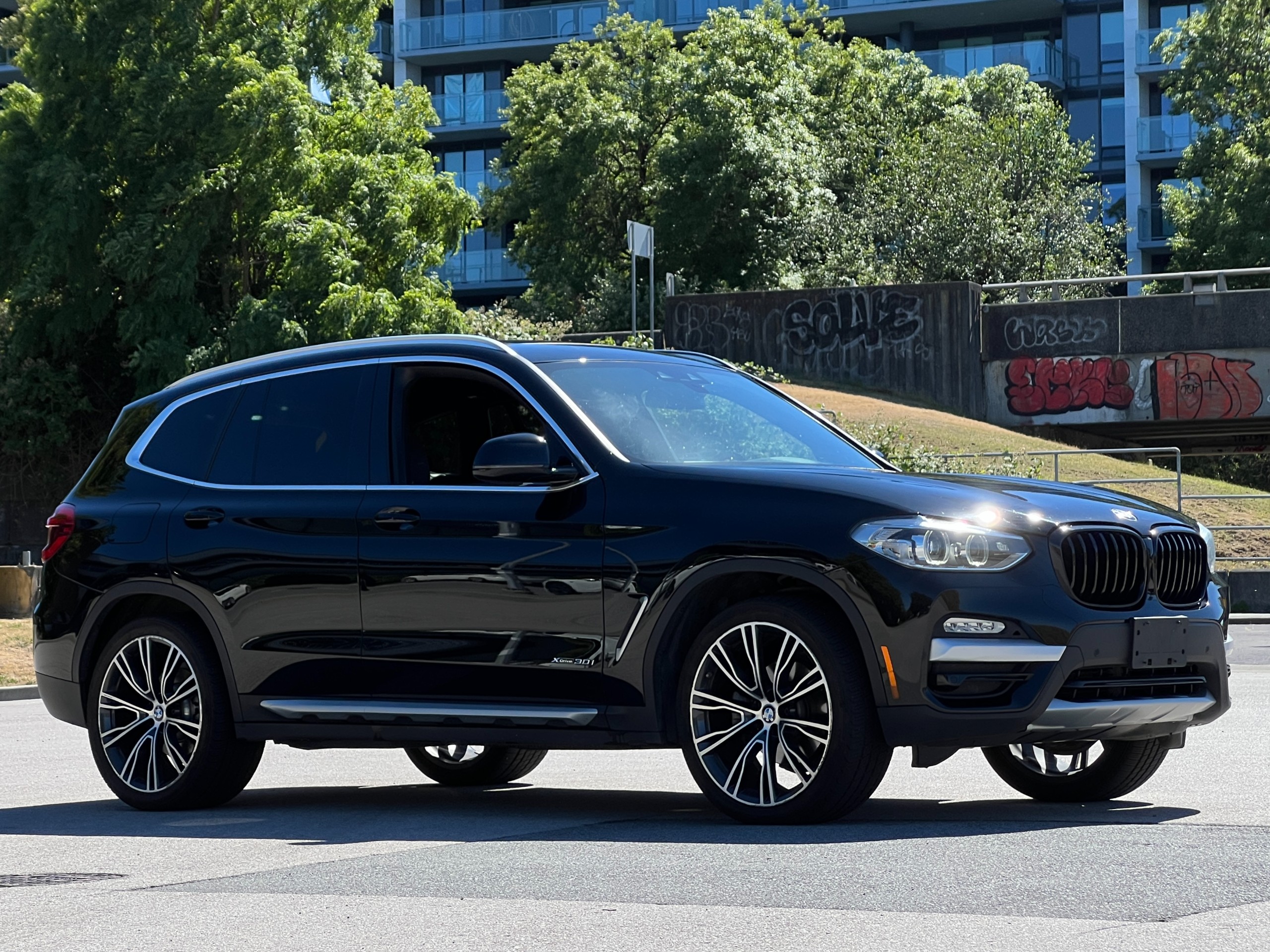2018 BMW x3 xdrive30i | BC Local - Image 2