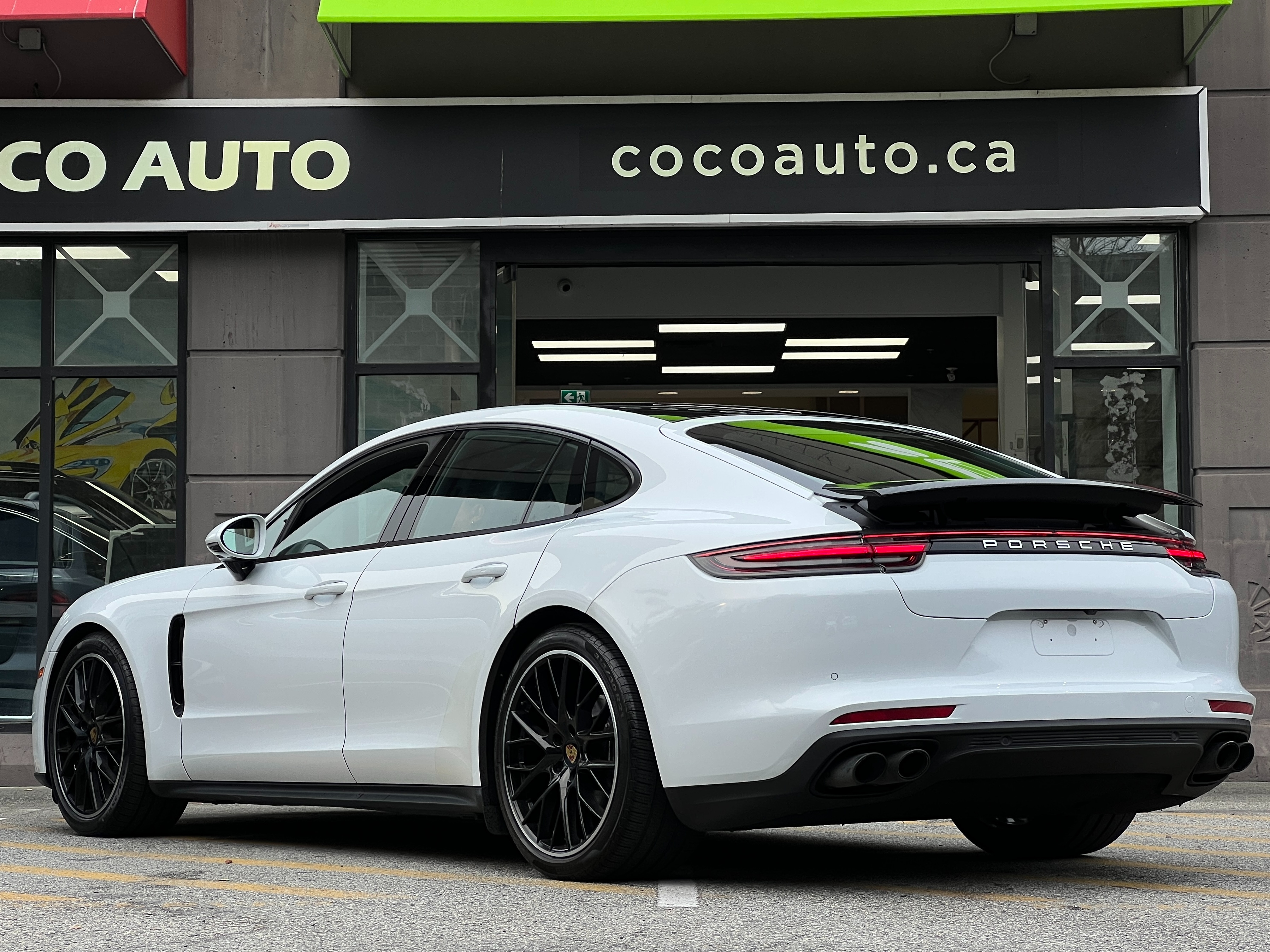 2018 Porsche panamera  - Image 6