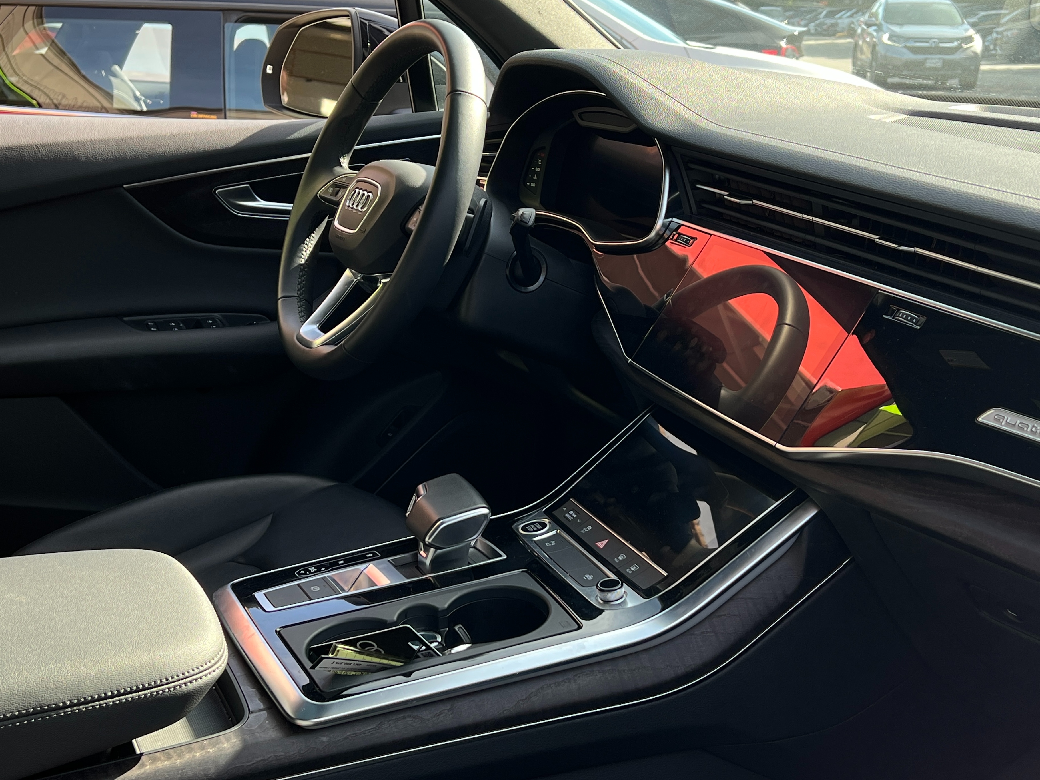 2024 Audi q7 comfort | 7 seaters | no accident | bc local - Image 14