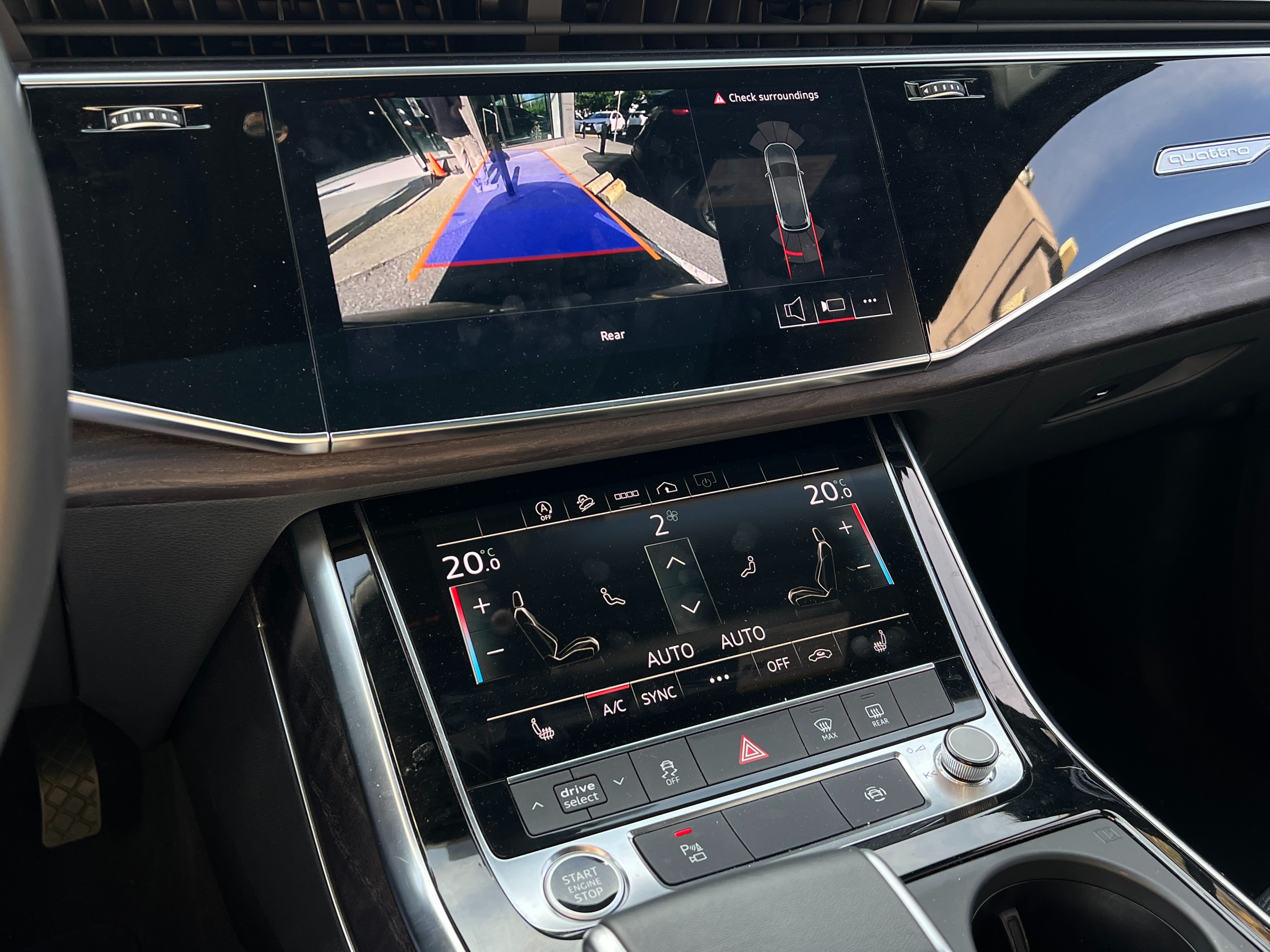 2024 Audi q7 comfort | 7 seaters | no accident | bc local - Image 12