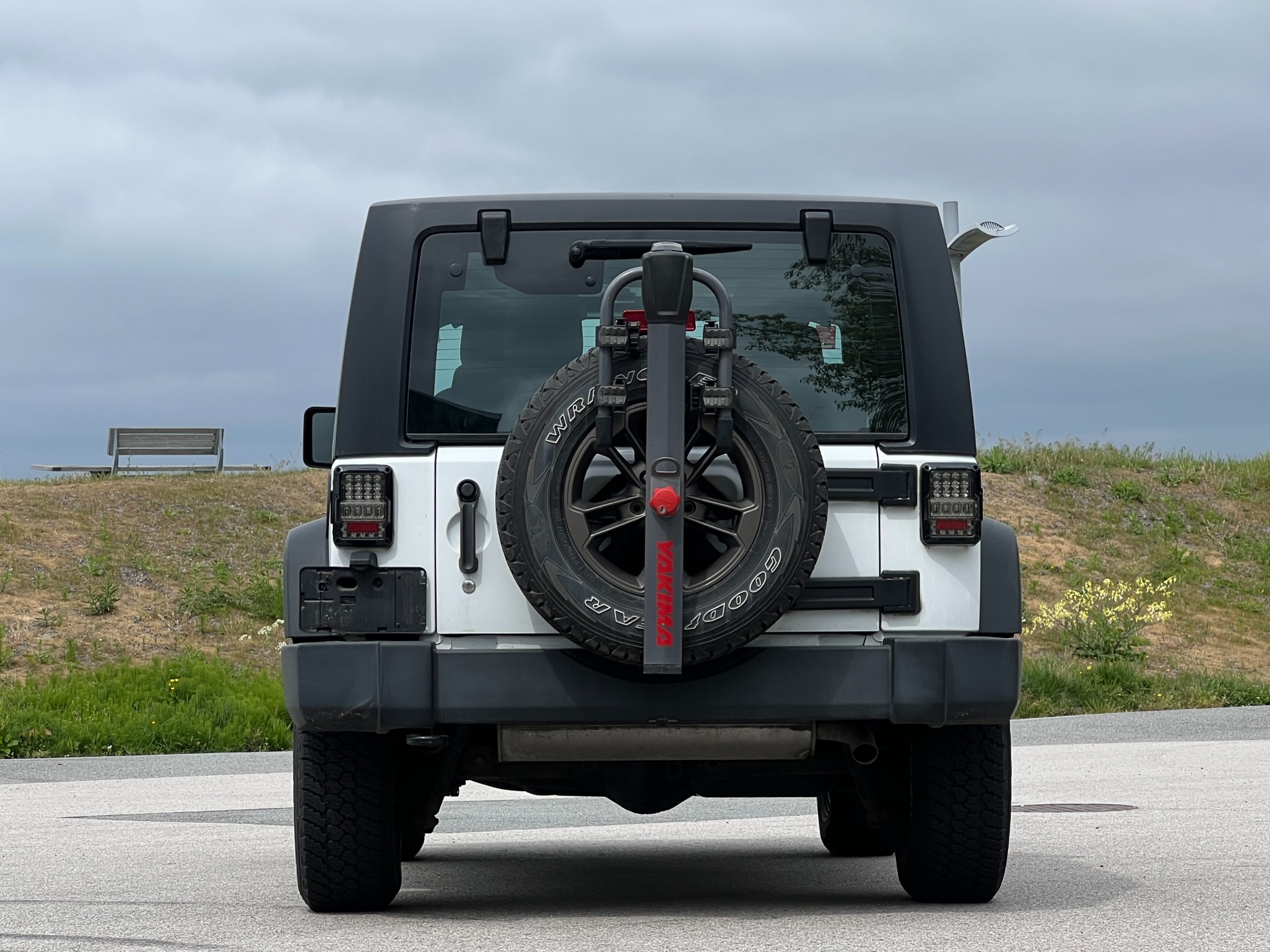 2016 Jeep Wrangler sport | full service record | BC Local - Image 7