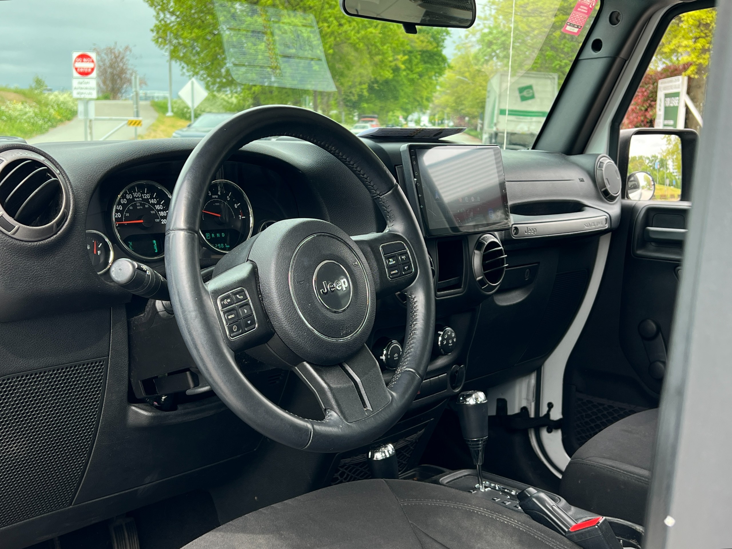 2016 Jeep Wrangler sport | full service record | BC Local - Image 8
