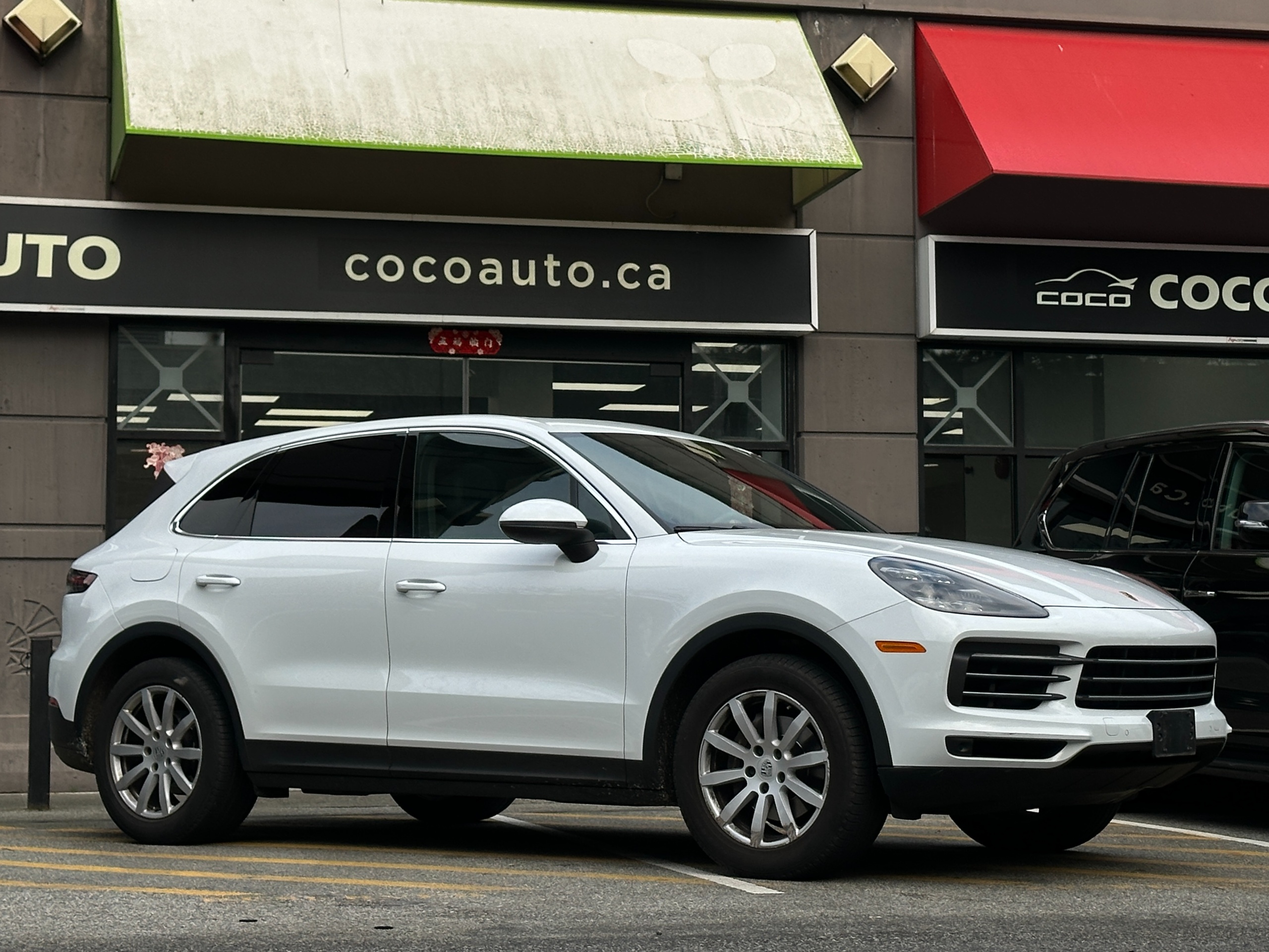 2019 Porsche Cayenne - Image 4