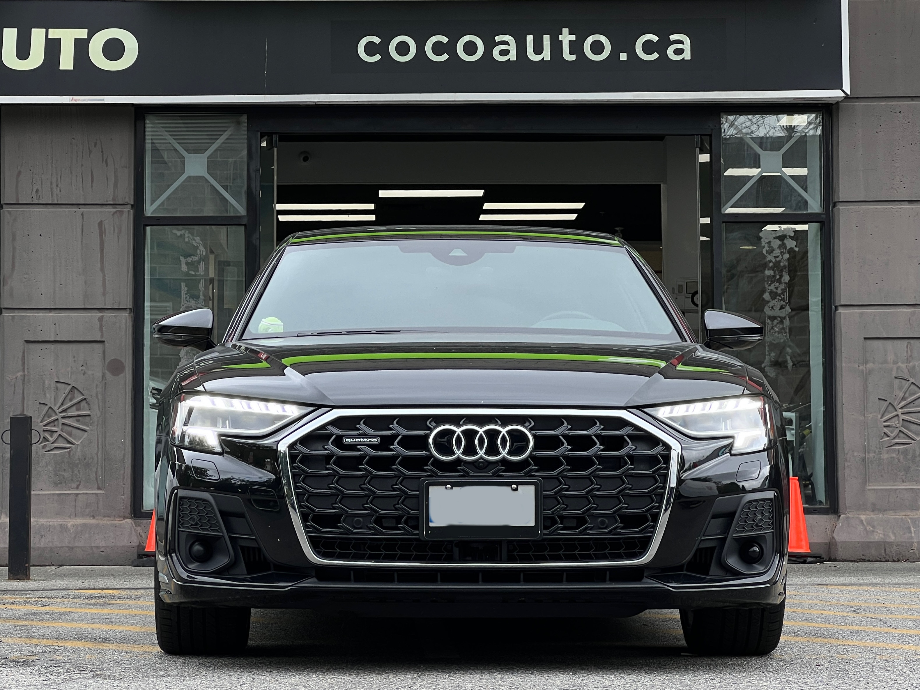 2024 Audi A8L - Image 3