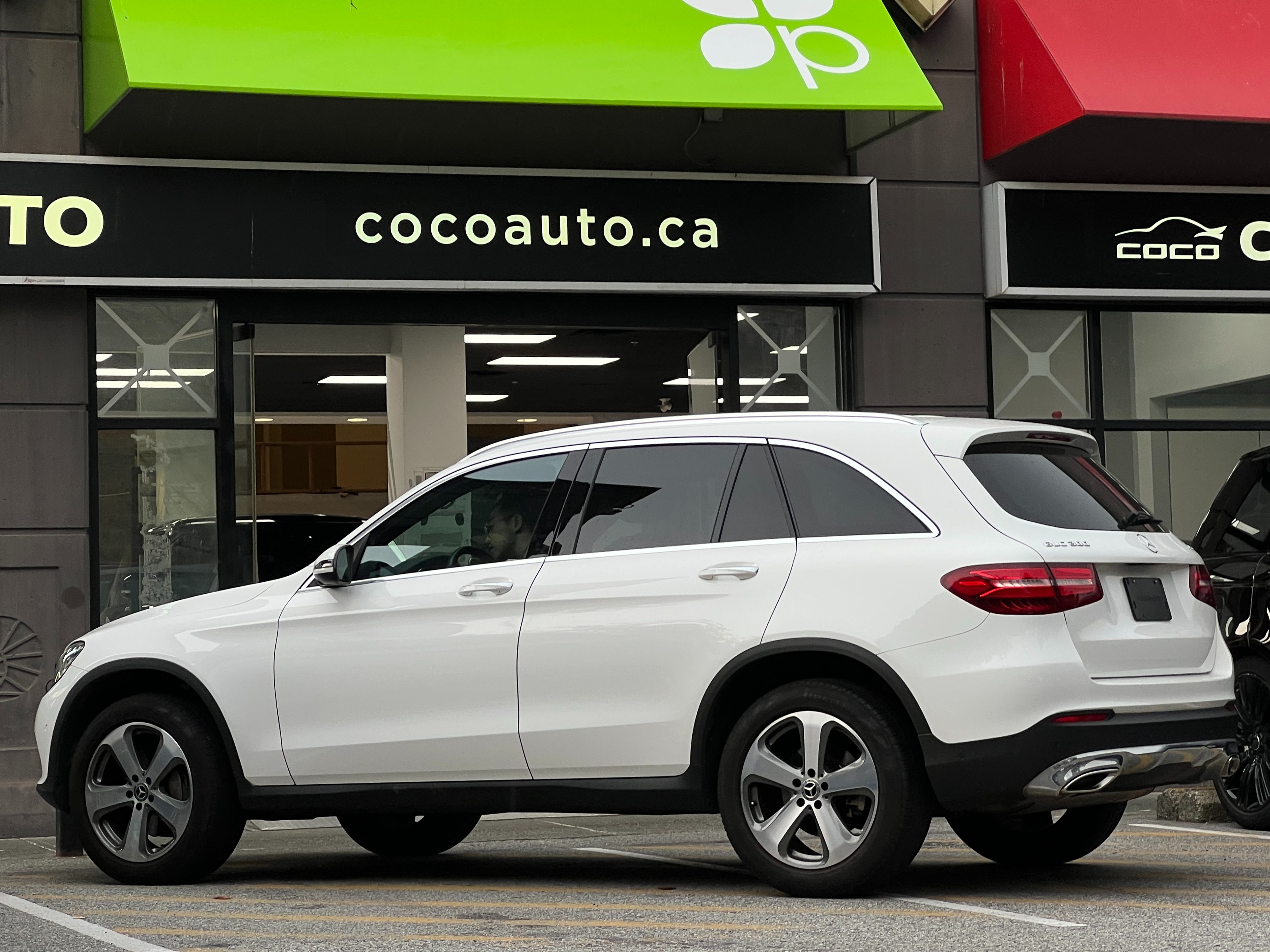2019 Mercedes-Benz GLC300 - Image 7