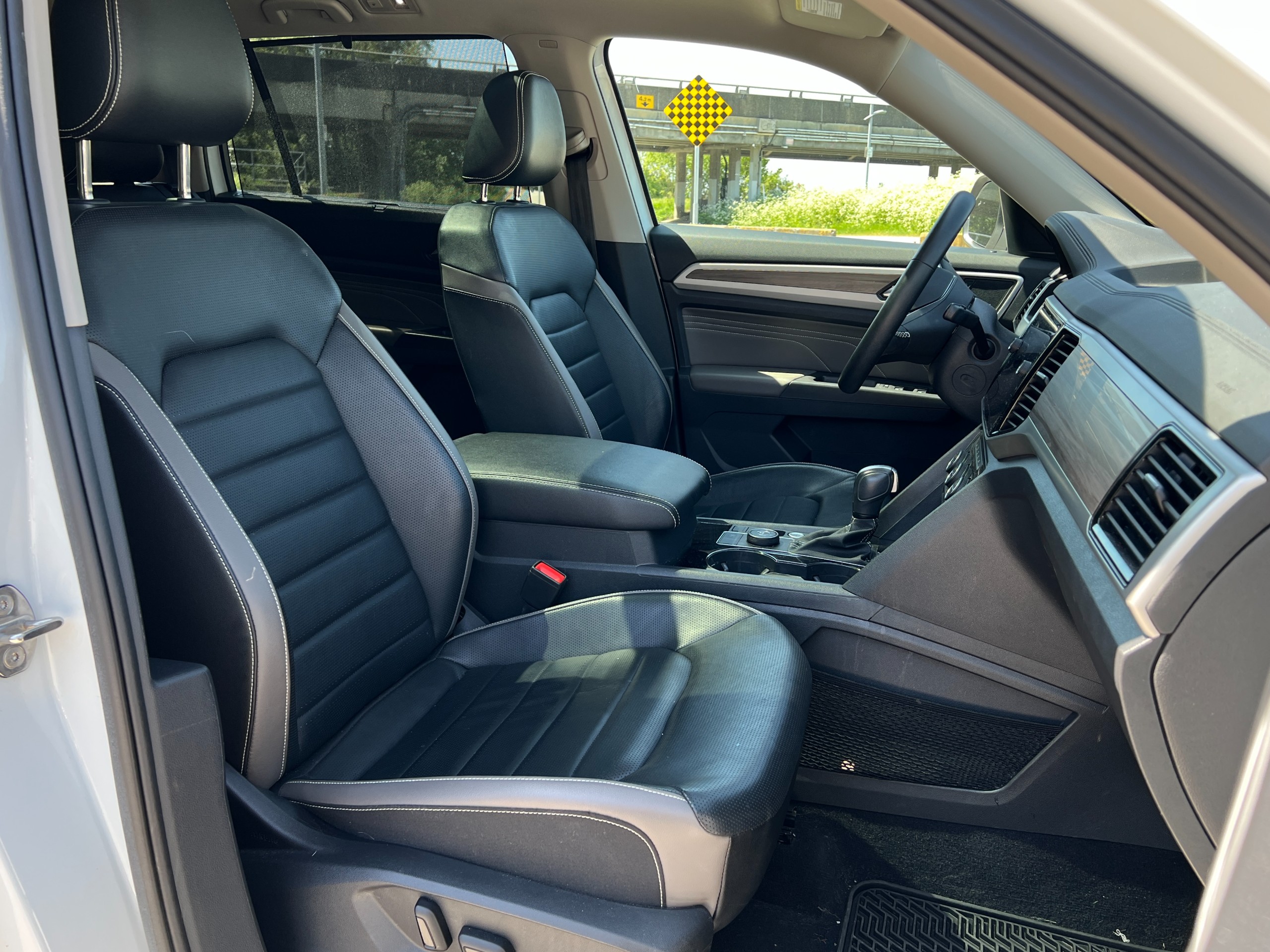 2023 volkswagen atlas sel v6 | one owner | 6 seater - Image 15