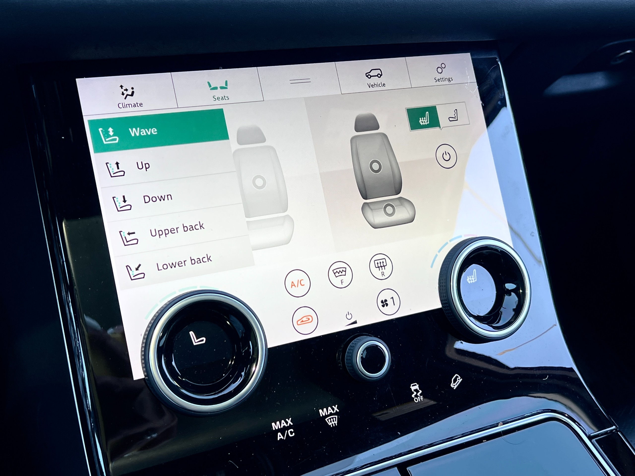 2018 Land Rover velar r-dynamic hse | BC Local - Image 16