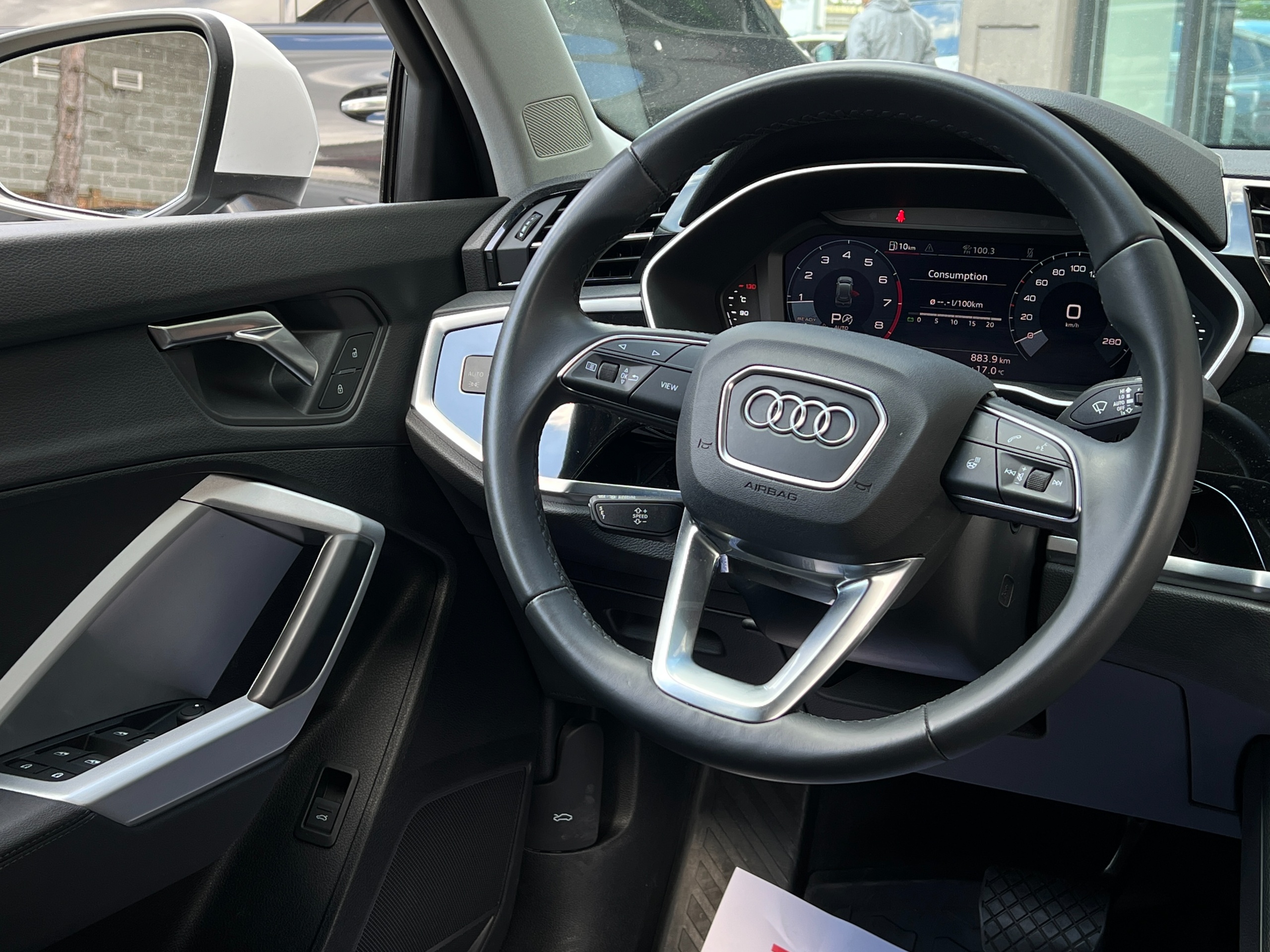 2024 Audi Q3 - Image 8