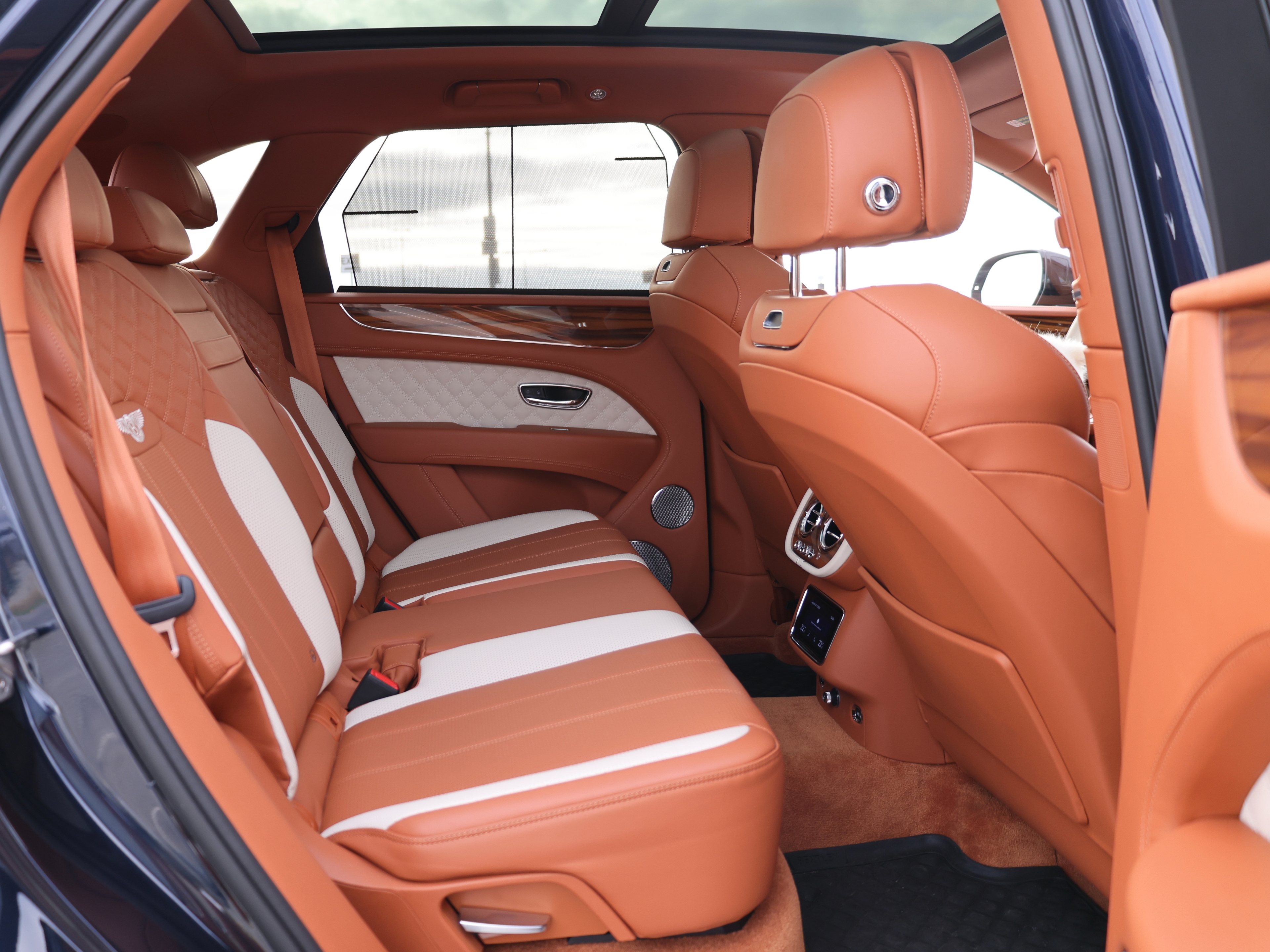 2022 Bentley Bentayga S  | No accident | BC Local - Image 19