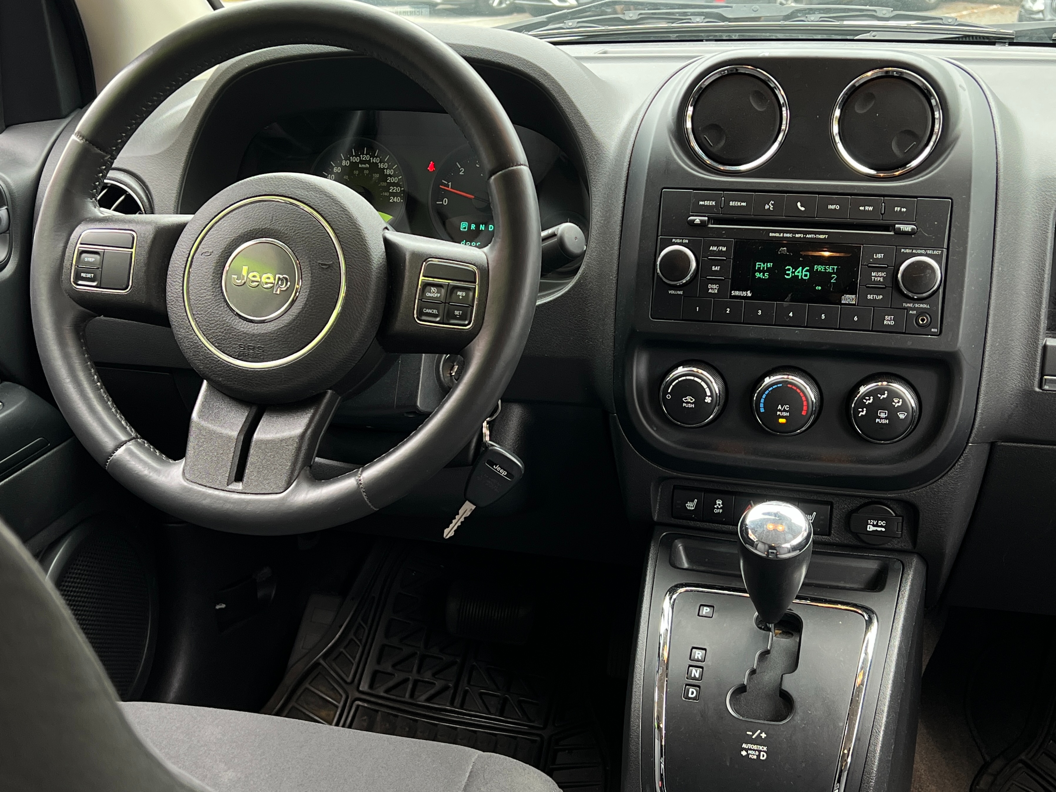 2013 Jeep Compass | No accident - Image 8