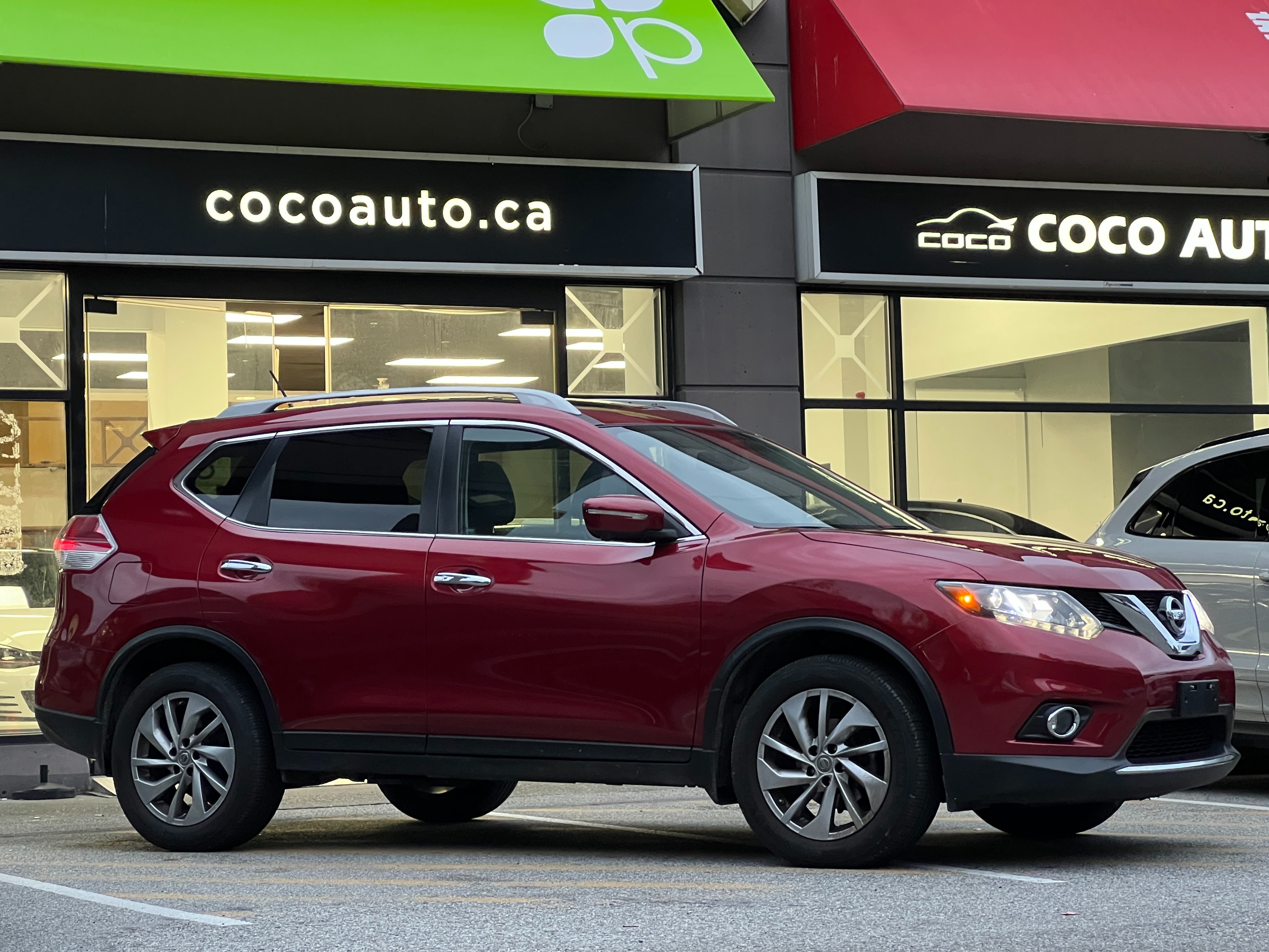 2015 Nissan Rogue SL | Non-collision | BC Local - Image 2