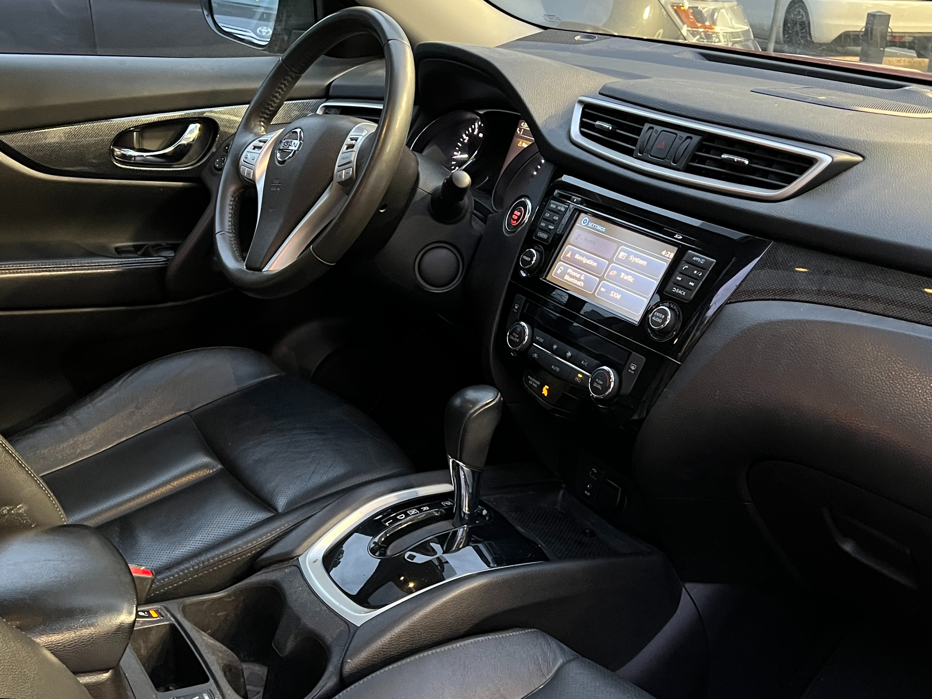 2015 Nissan Rogue SL | Non-collision | BC Local - Image 10