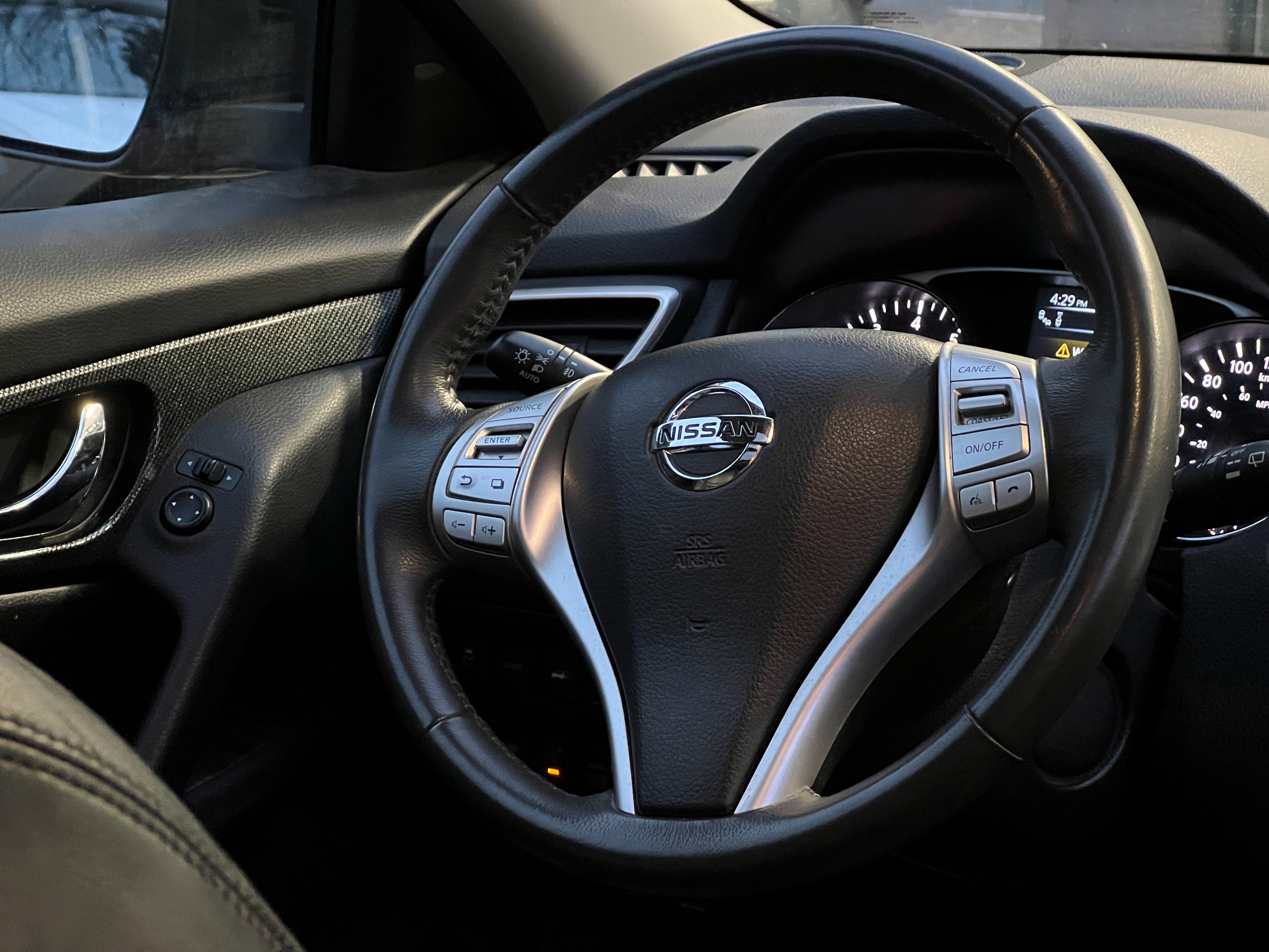 2015 Nissan Rogue SL | Non-collision | BC Local - Image 12