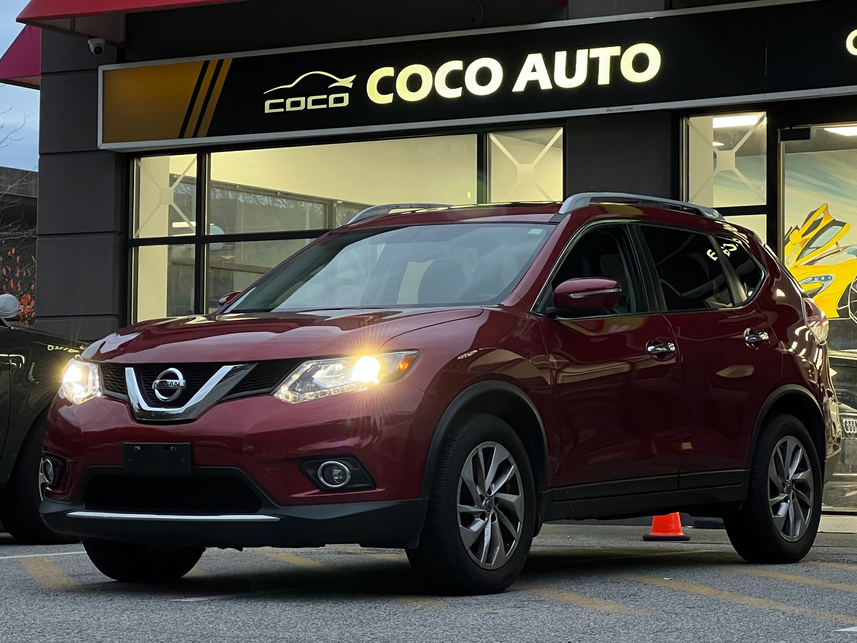2015 Nissan Rogue SL | Non-collision | BC Local - Image 4