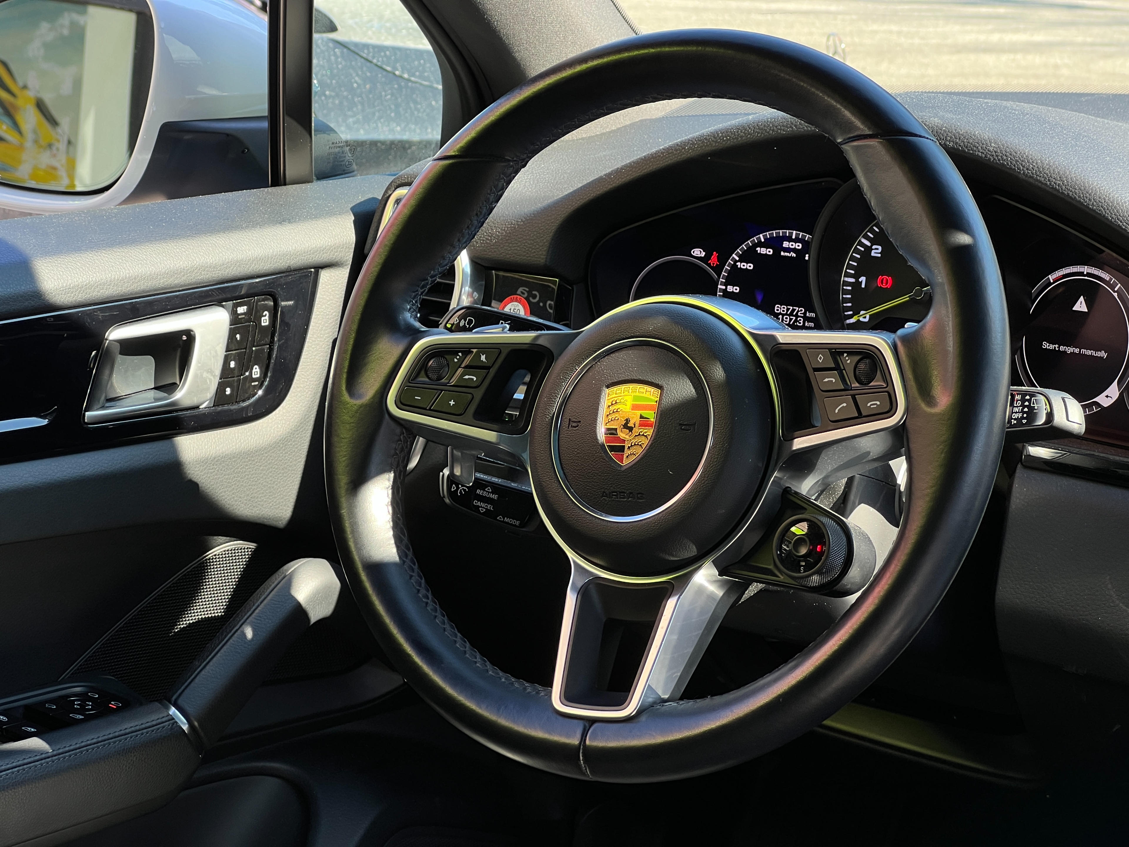 2020 Porsche cayenne e-hybrid - Image 10