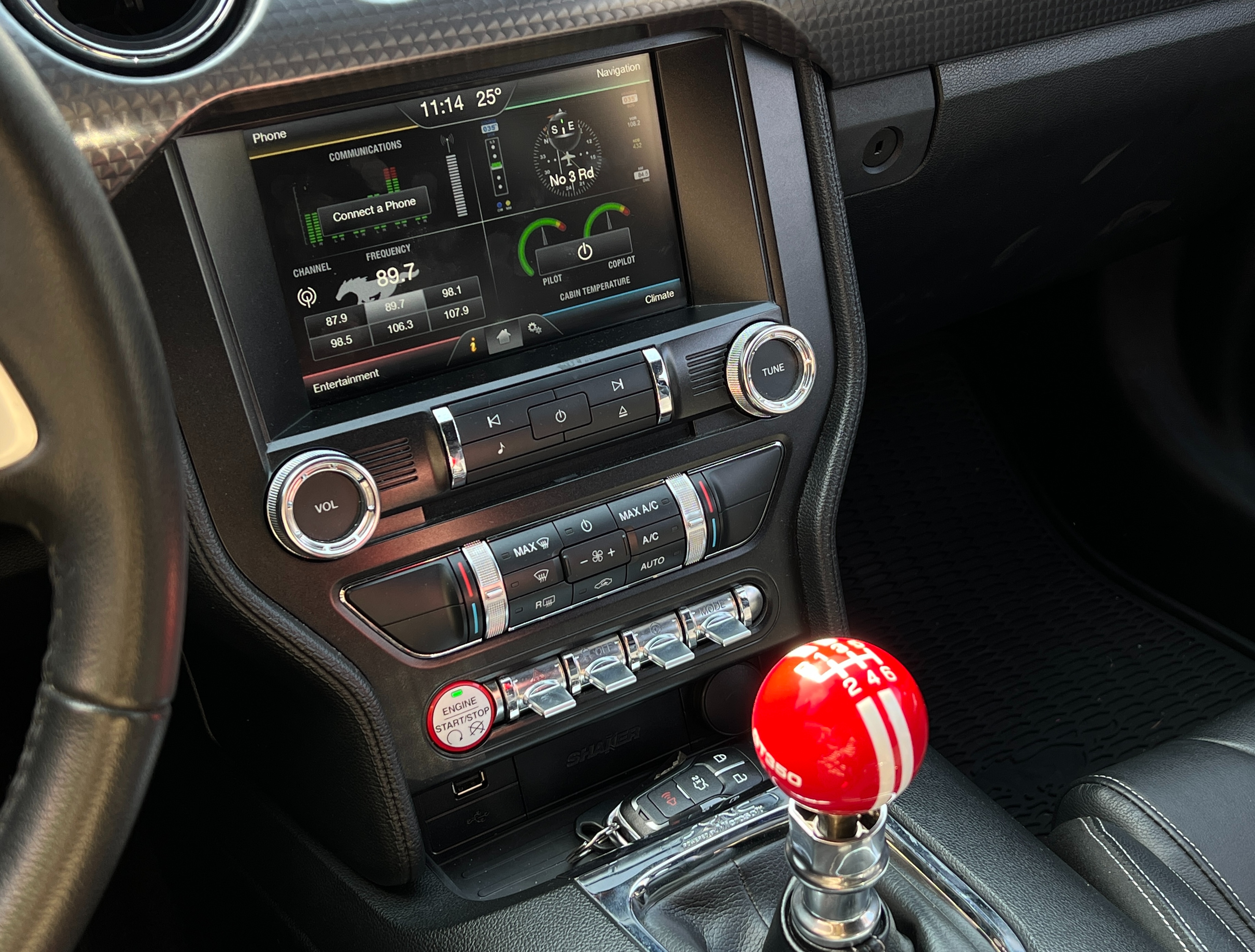 2015 Ford mustang gt 5.0 performance package | no accident | manual transmission - Image 13