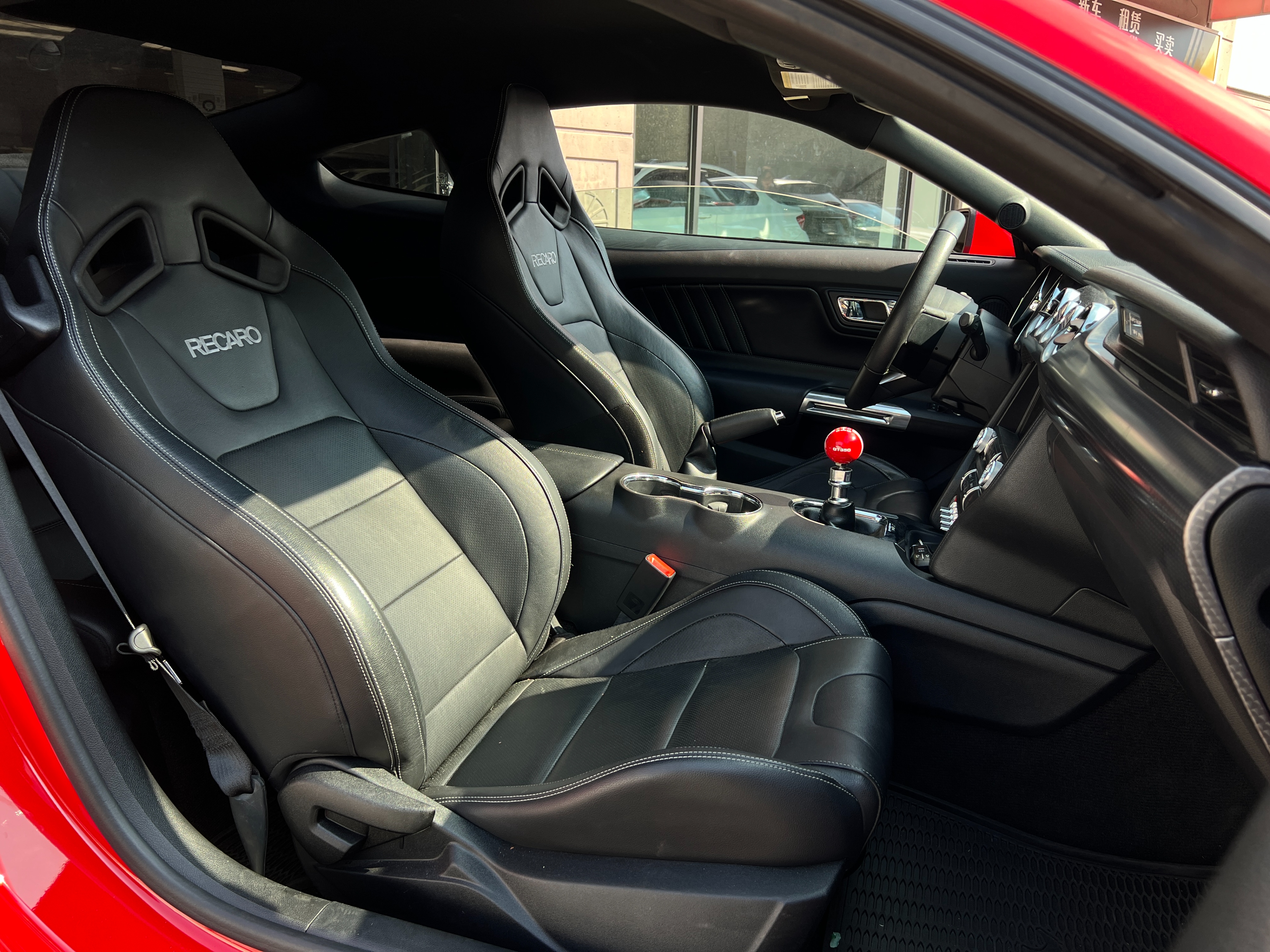 2015 Ford mustang gt 5.0 performance package | no accident |  manual transmission - Image 12