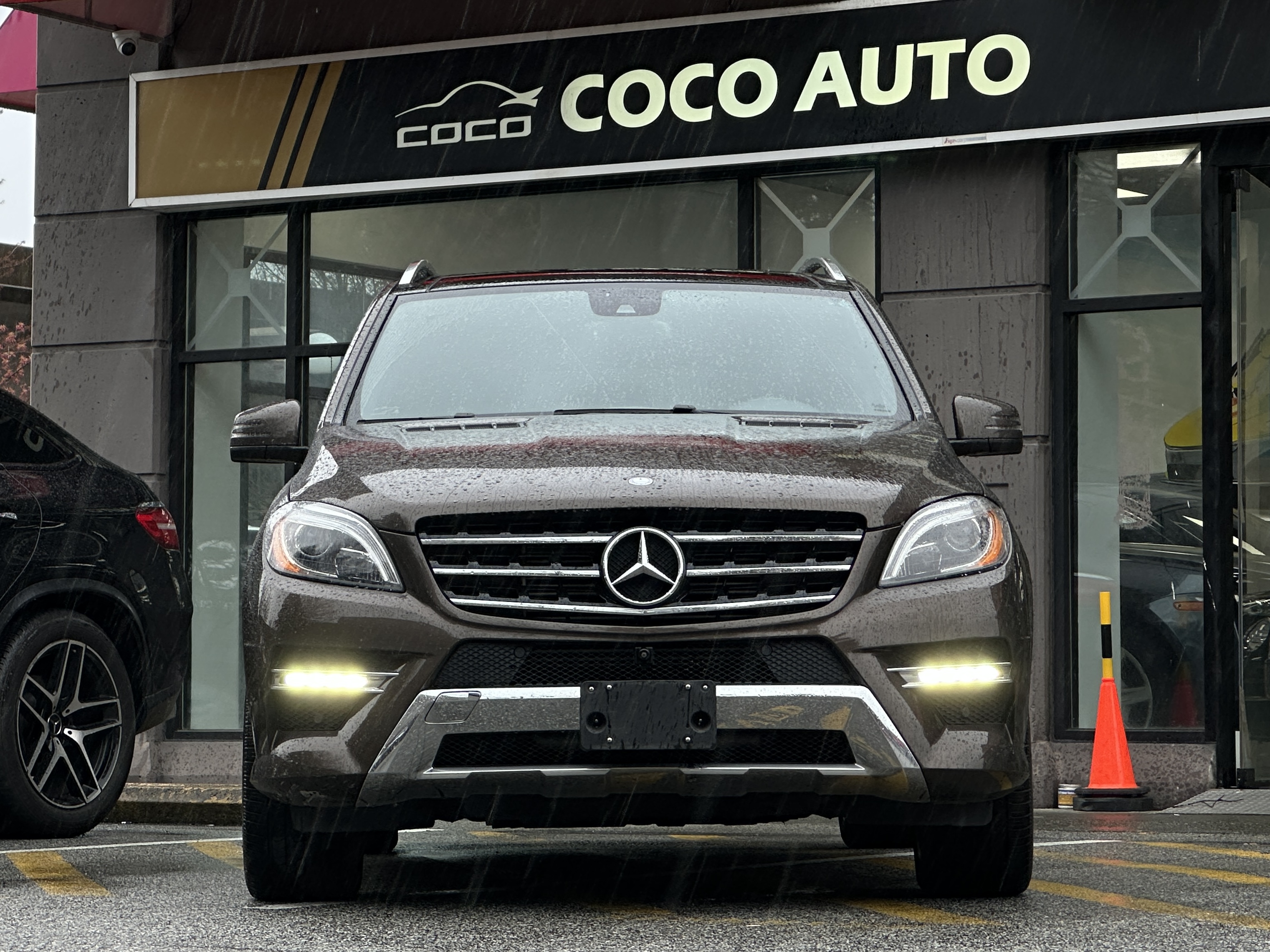 2014 Mercedes-Benz ML350 - Image 3