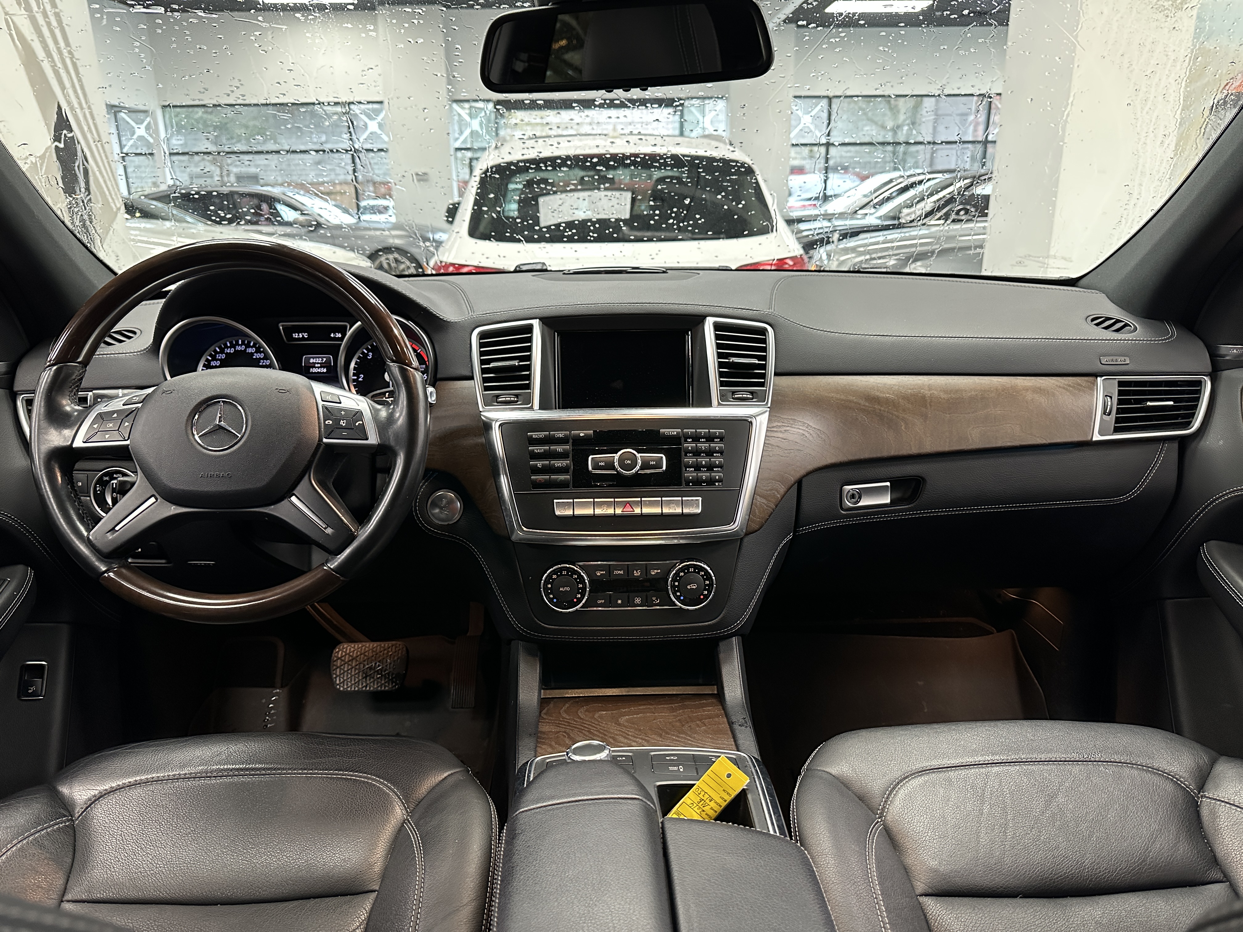 2014 Mercedes-Benz ML350 - Image 13