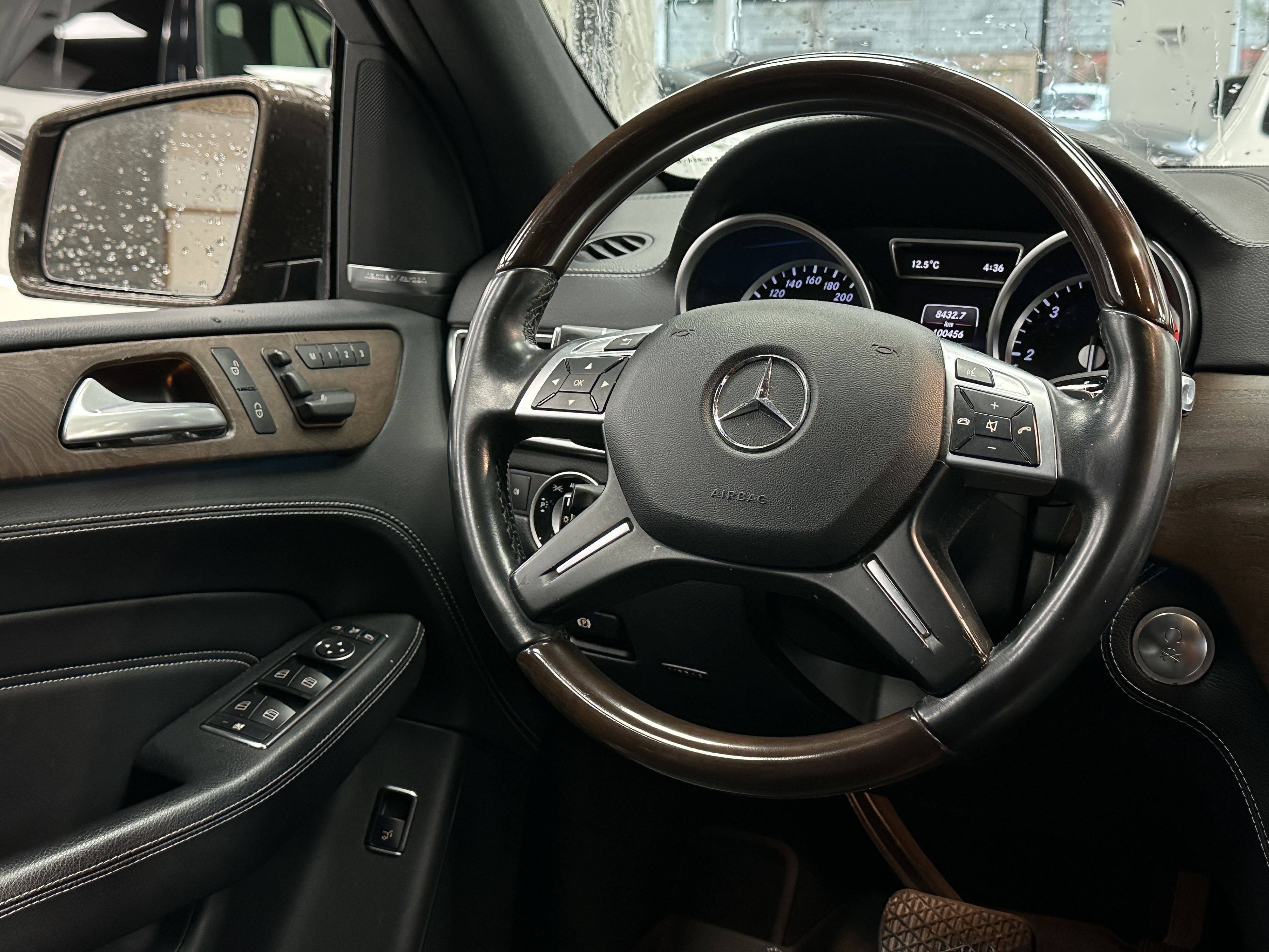 2014 Mercedes-Benz ML350 - Image 14
