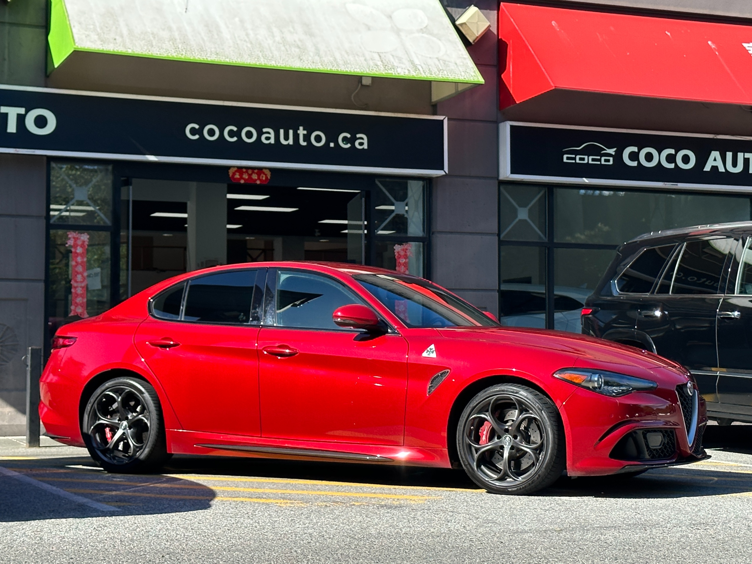 2018 Alfa Romeo GIULIA QUADRIFOGLIO - Image 2