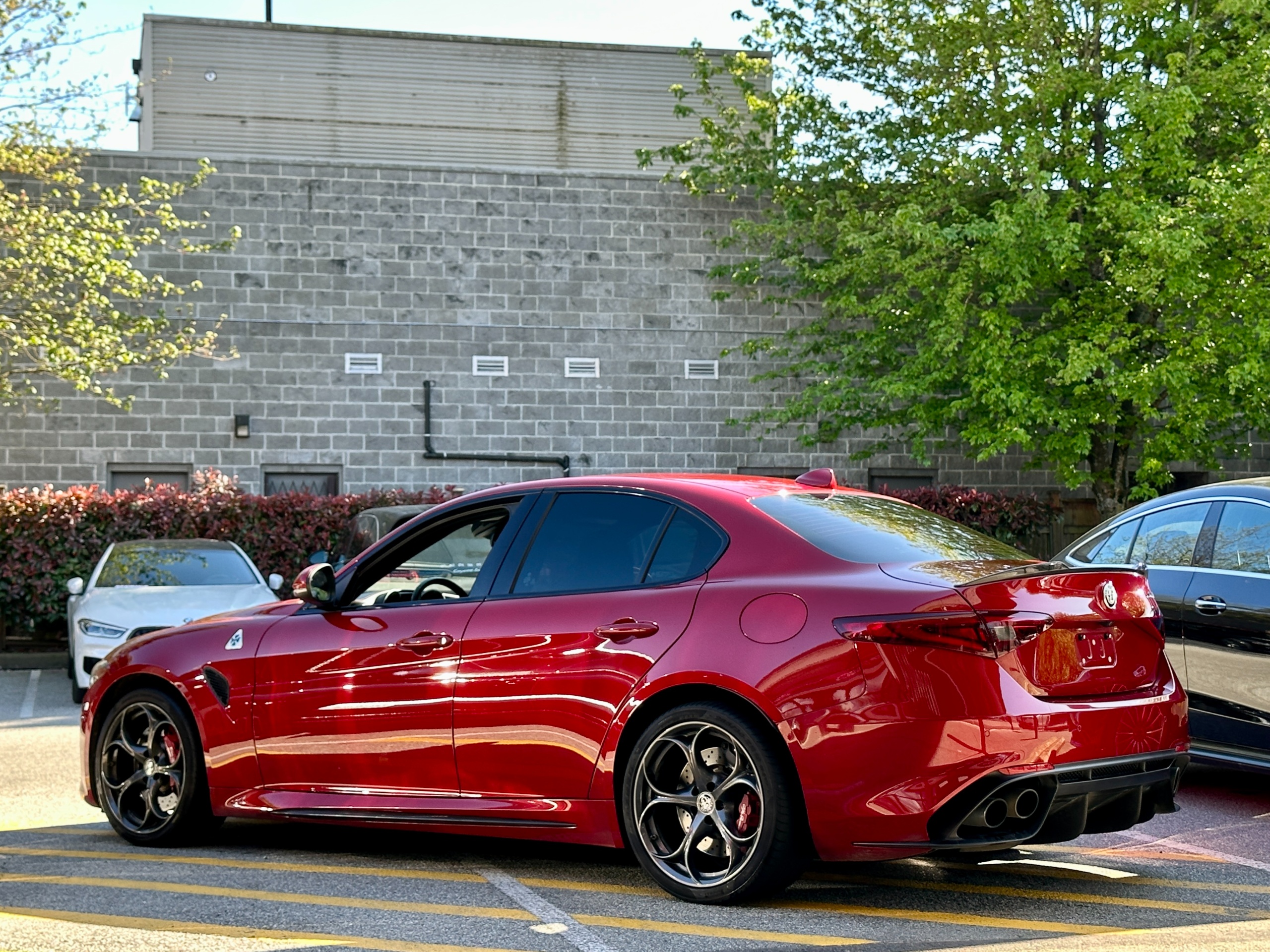 2018 Alfa Romeo GIULIA QUADRIFOGLIO - Image 4
