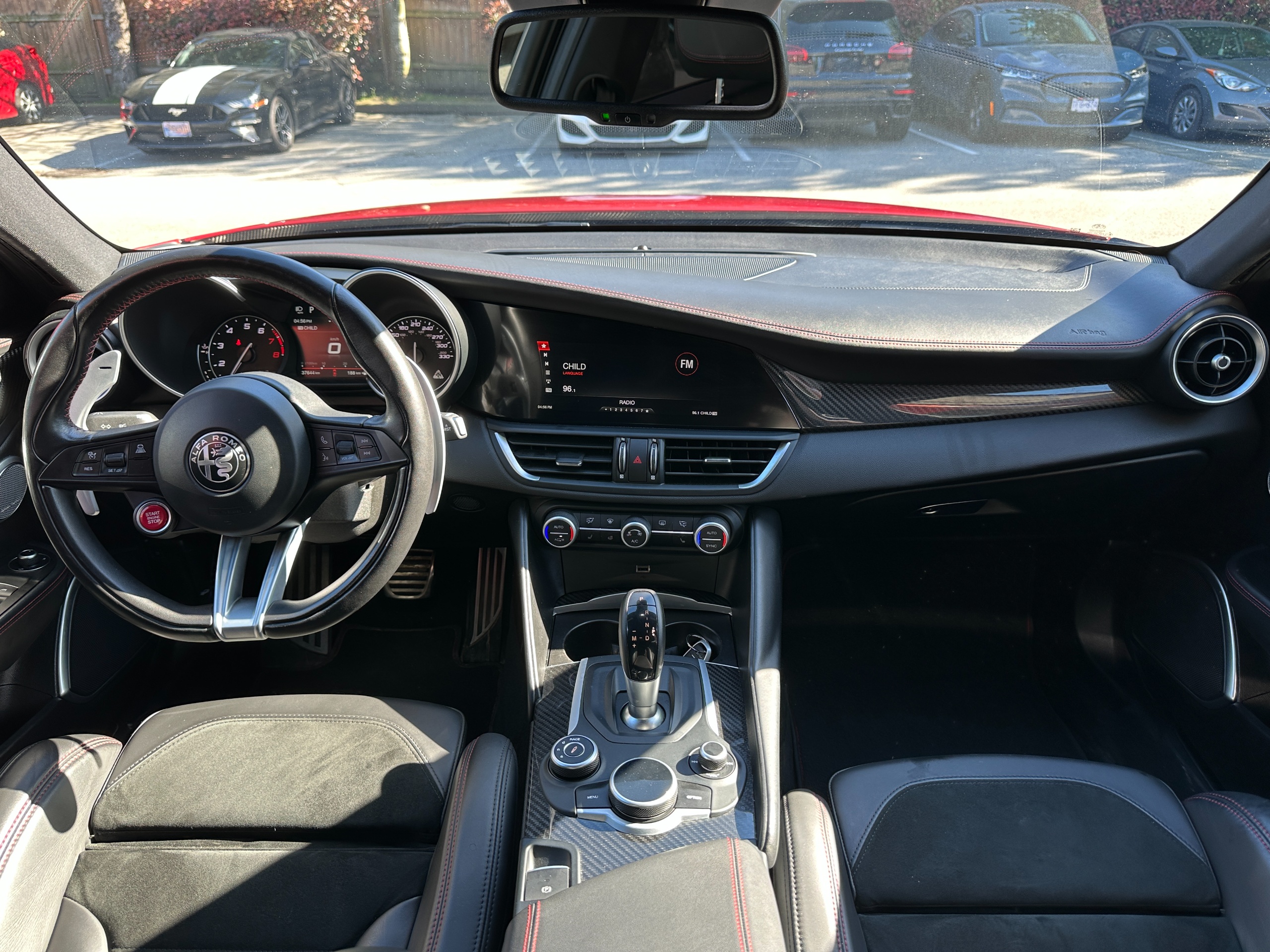 2018 Alfa Romeo GIULIA QUADRIFOGLIO - Image 10