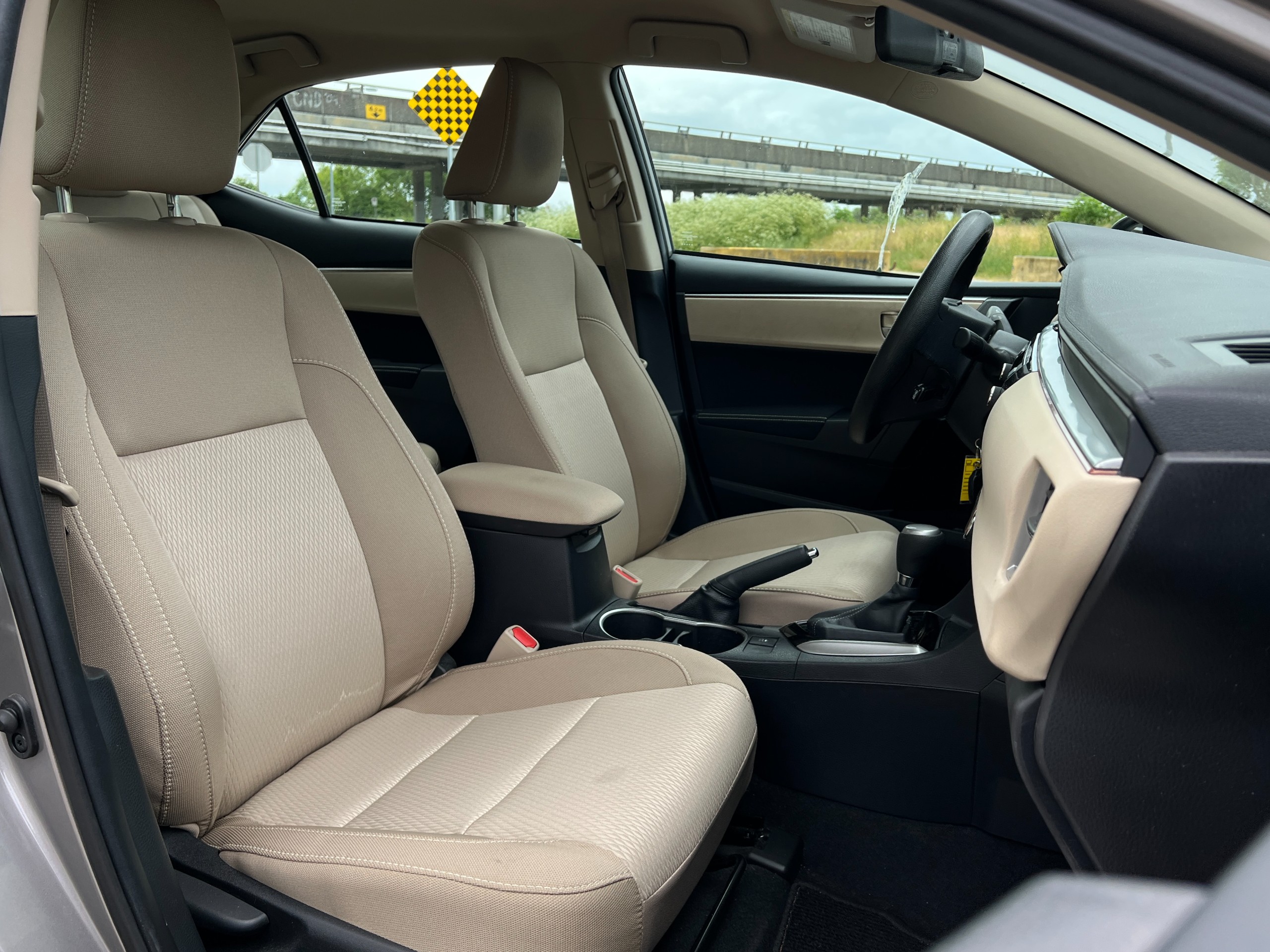 2015 Toyota Corolla LE | No accident | BC Local - Image 14