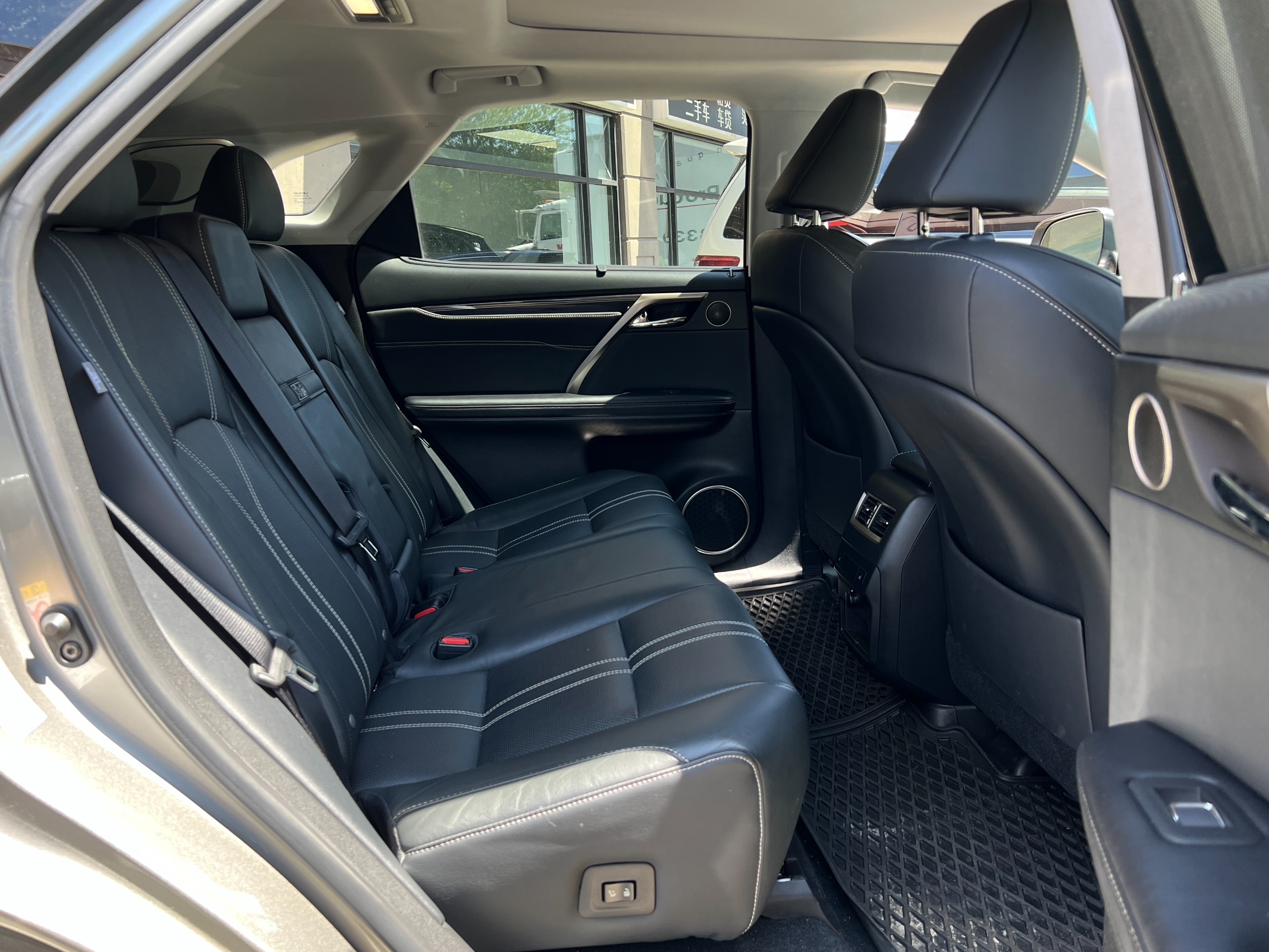 2019 Lexus RX 350  EXECUTIVE PACKAGE - Image 16