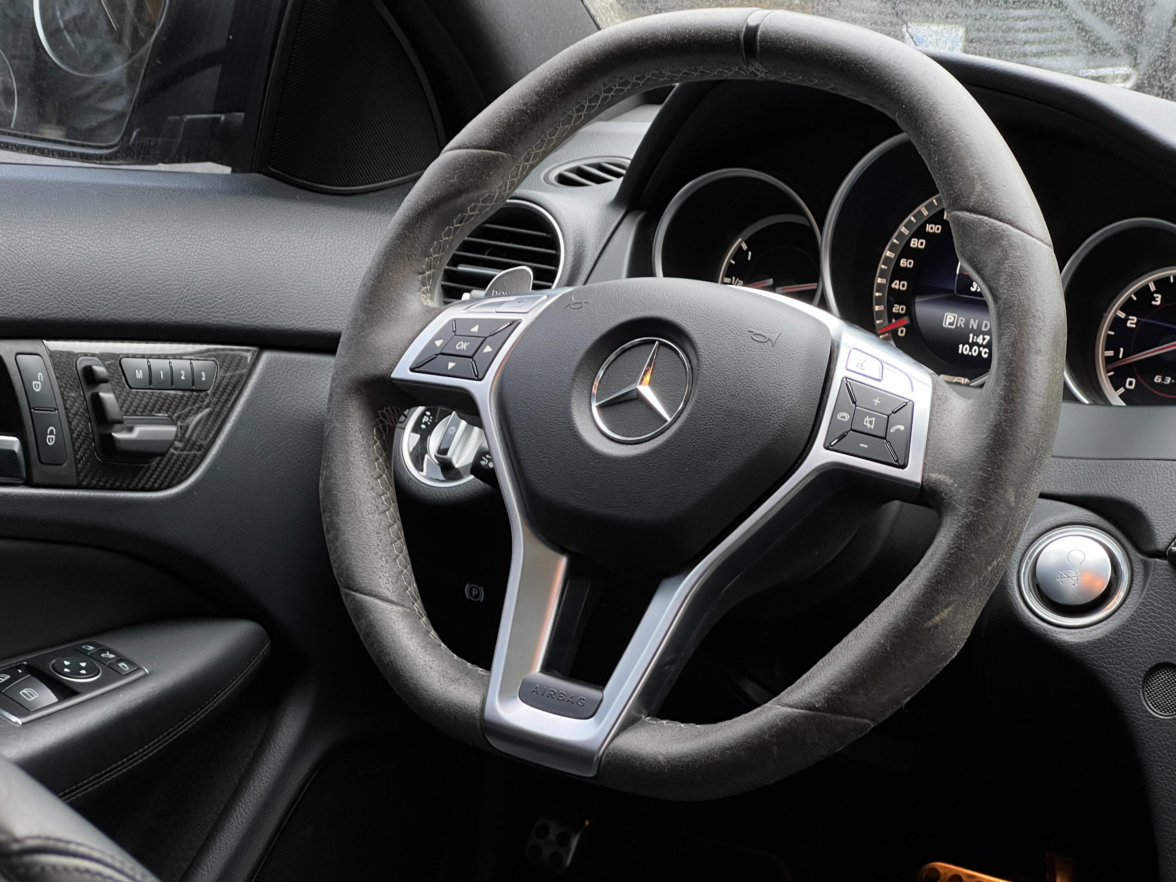 2015 Mercedes-Benz C63 AMG 507 edition 6.2 v8 - Image 12