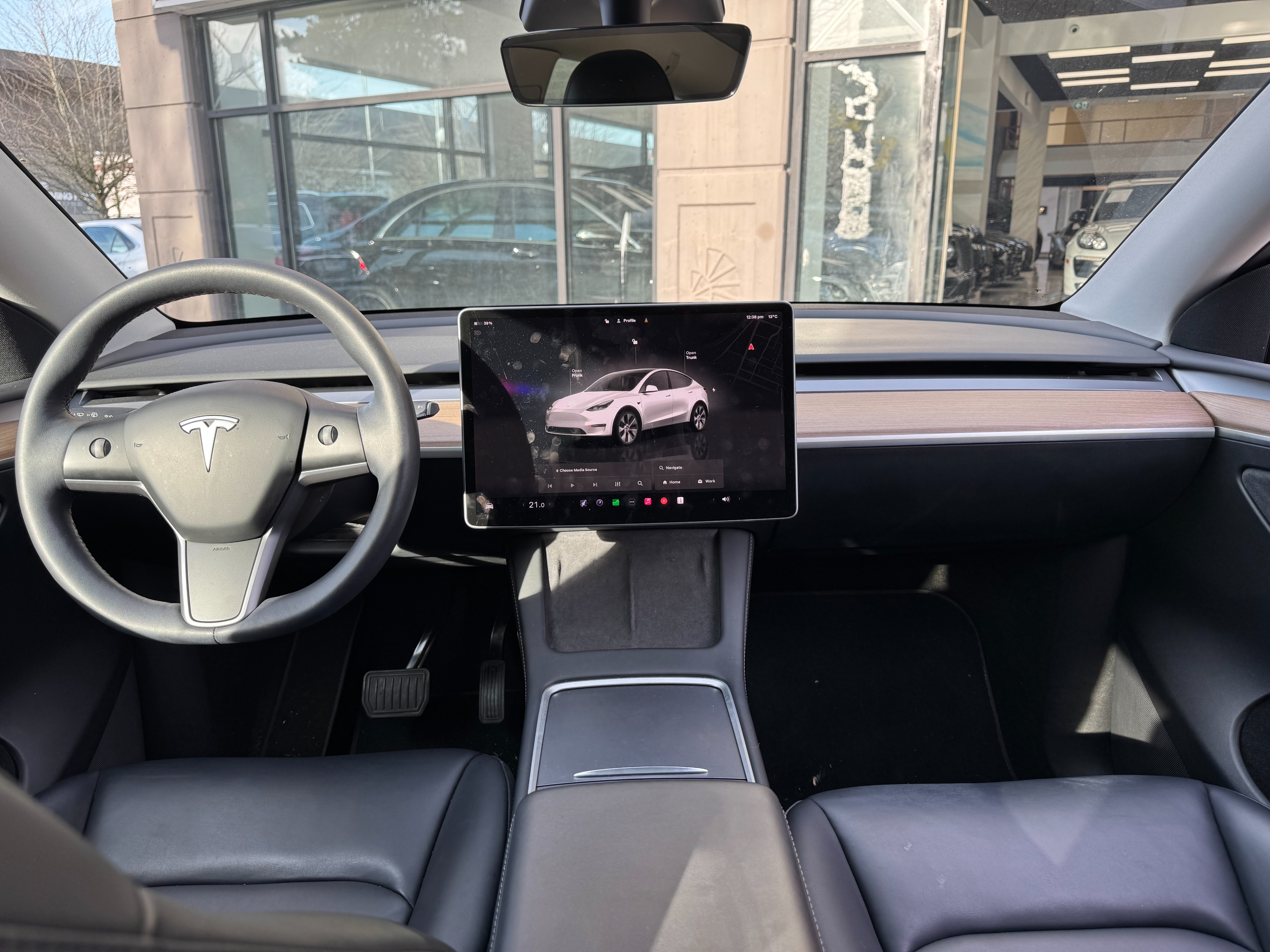 2023 Tesla Model Y long range AWD | BC Local - Image 10