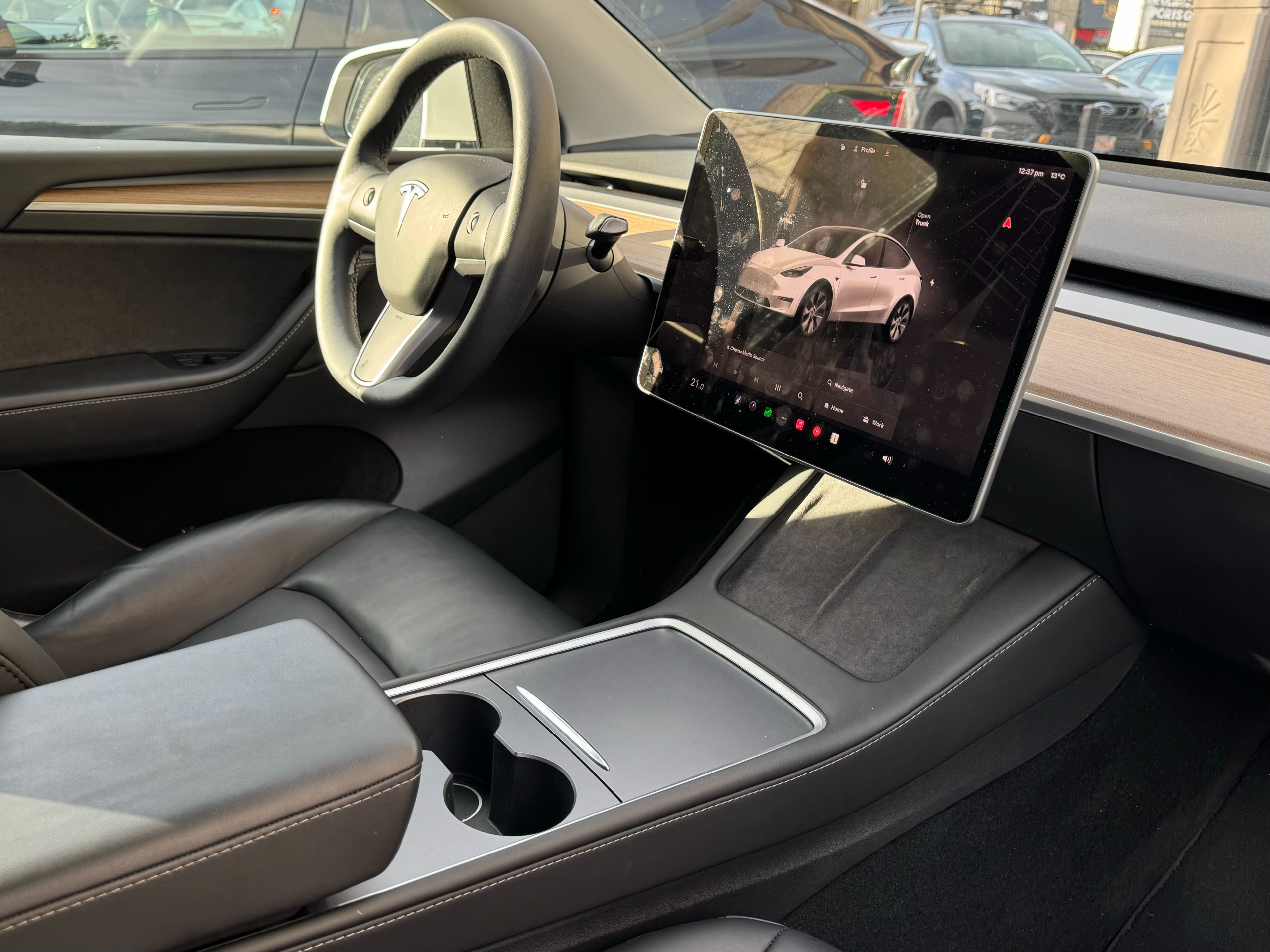 2023 Tesla Model Y long range AWD | BC Local - Image 8