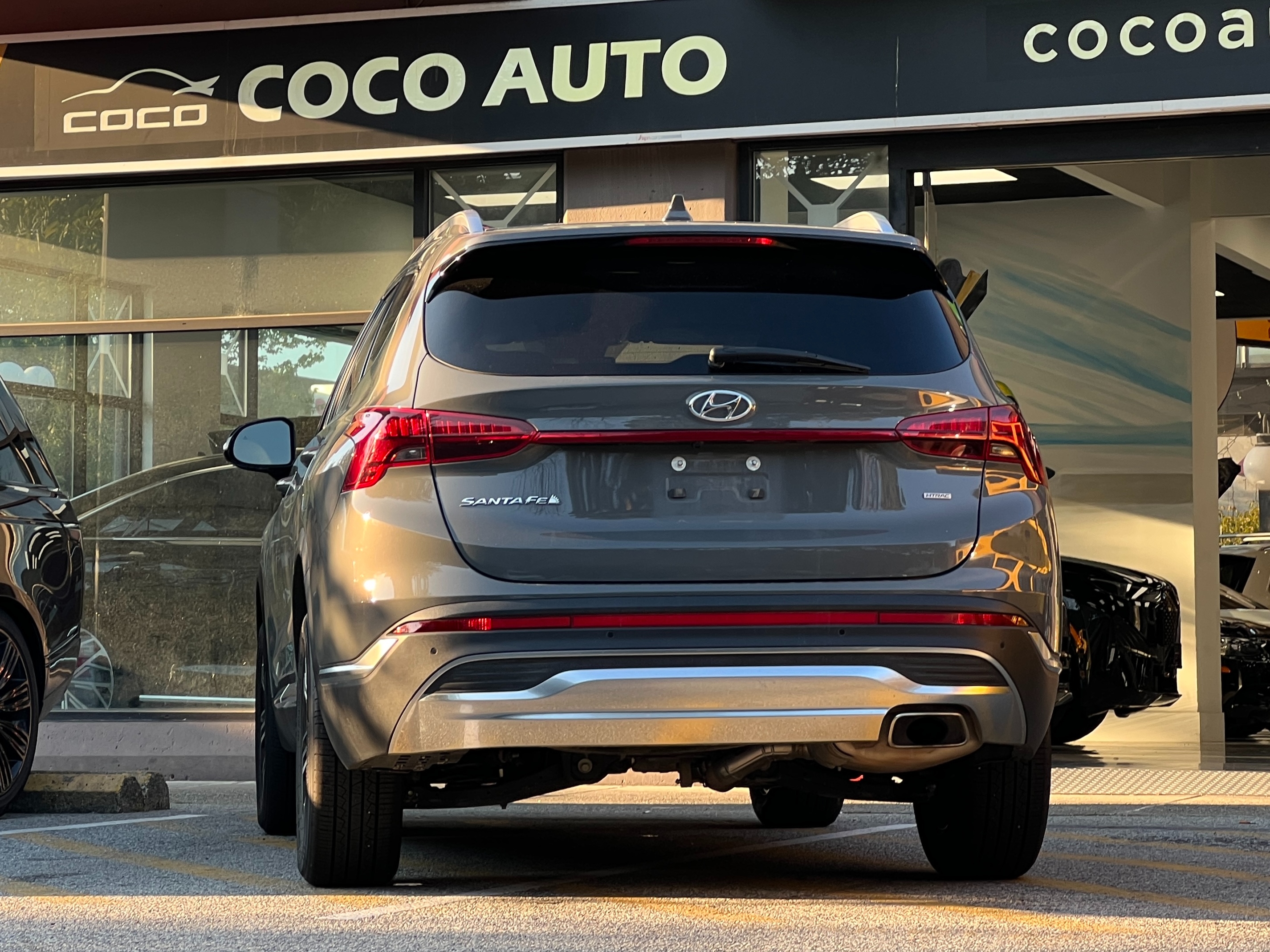 2022 Hyundai Santa Fe Preferred ｜ No accident - Image 5