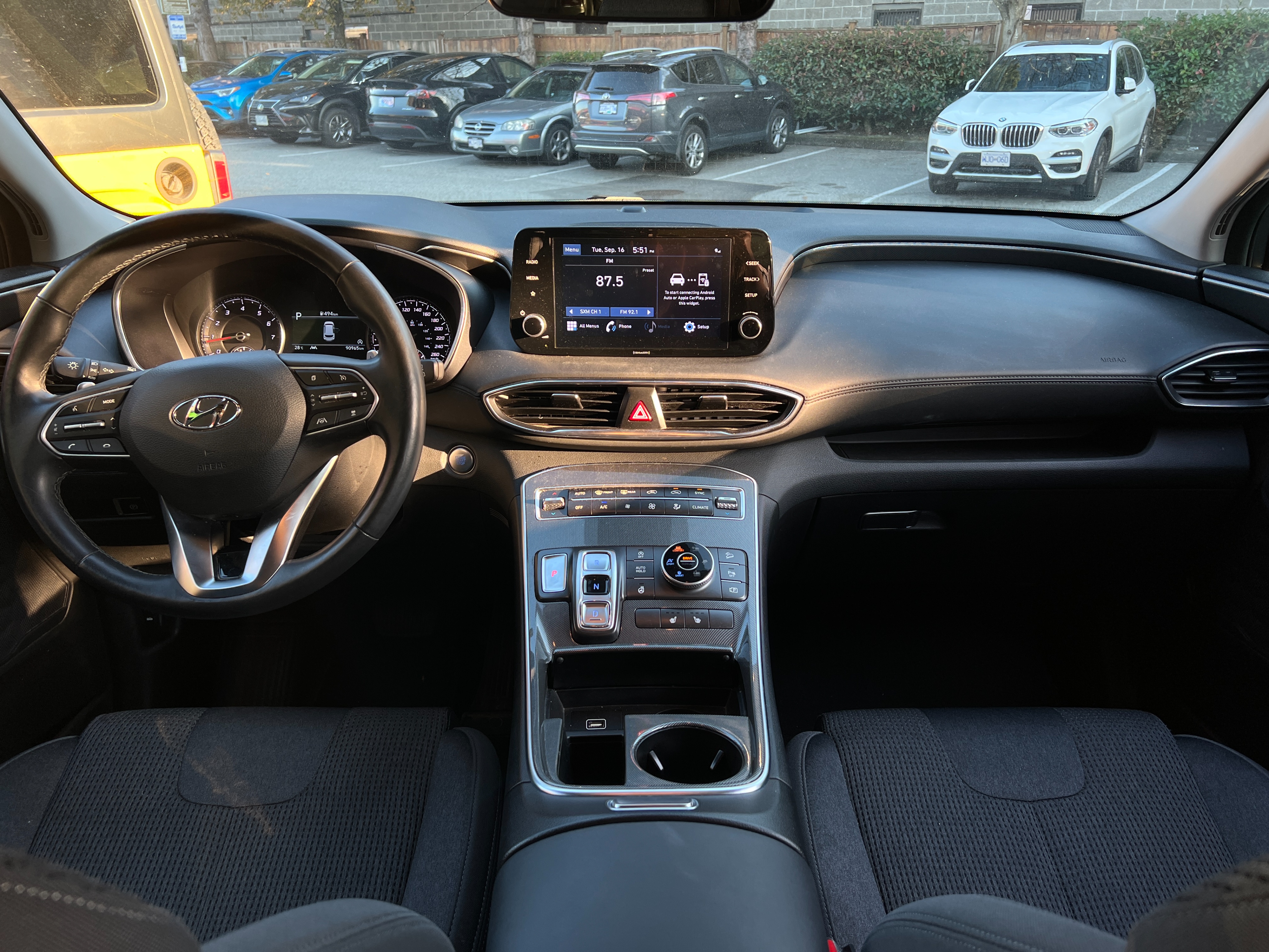 2022 Hyundai Santa Fe Preferred ｜ No accident - Image 8