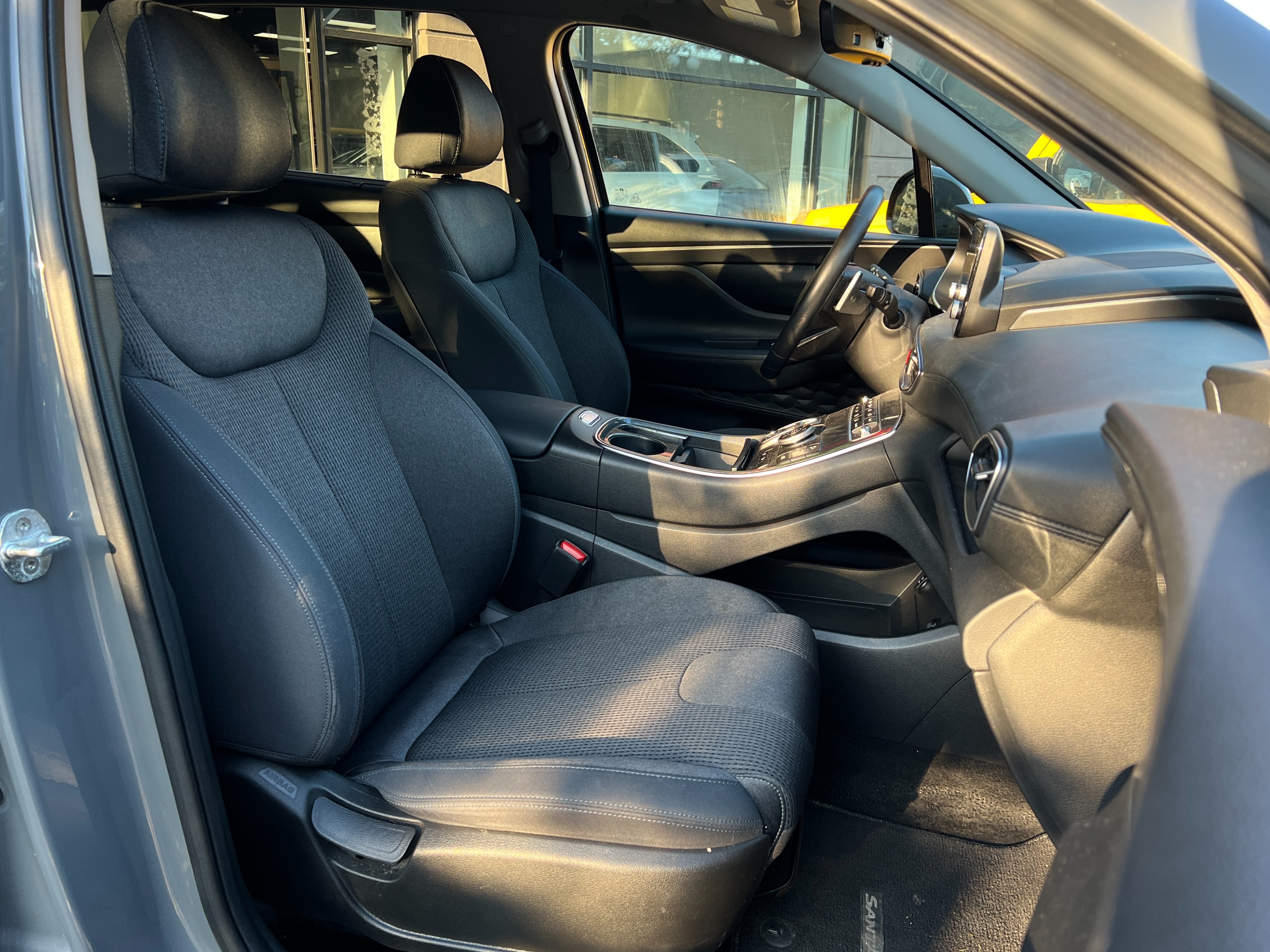 2022 Hyundai Santa Fe Preferred ｜ No accident - Image 11