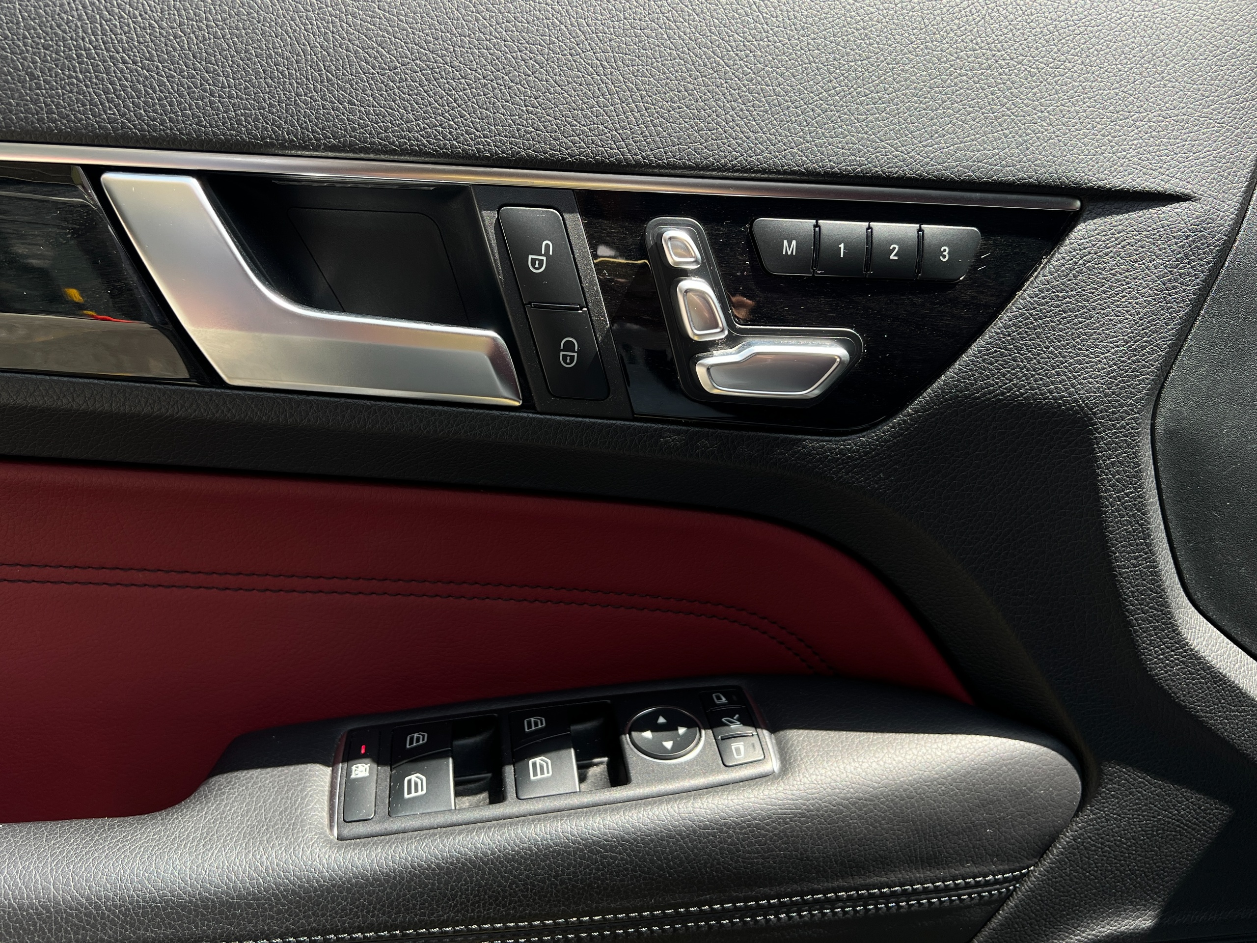 2017 Mercedes-Benz E400 - Image 11