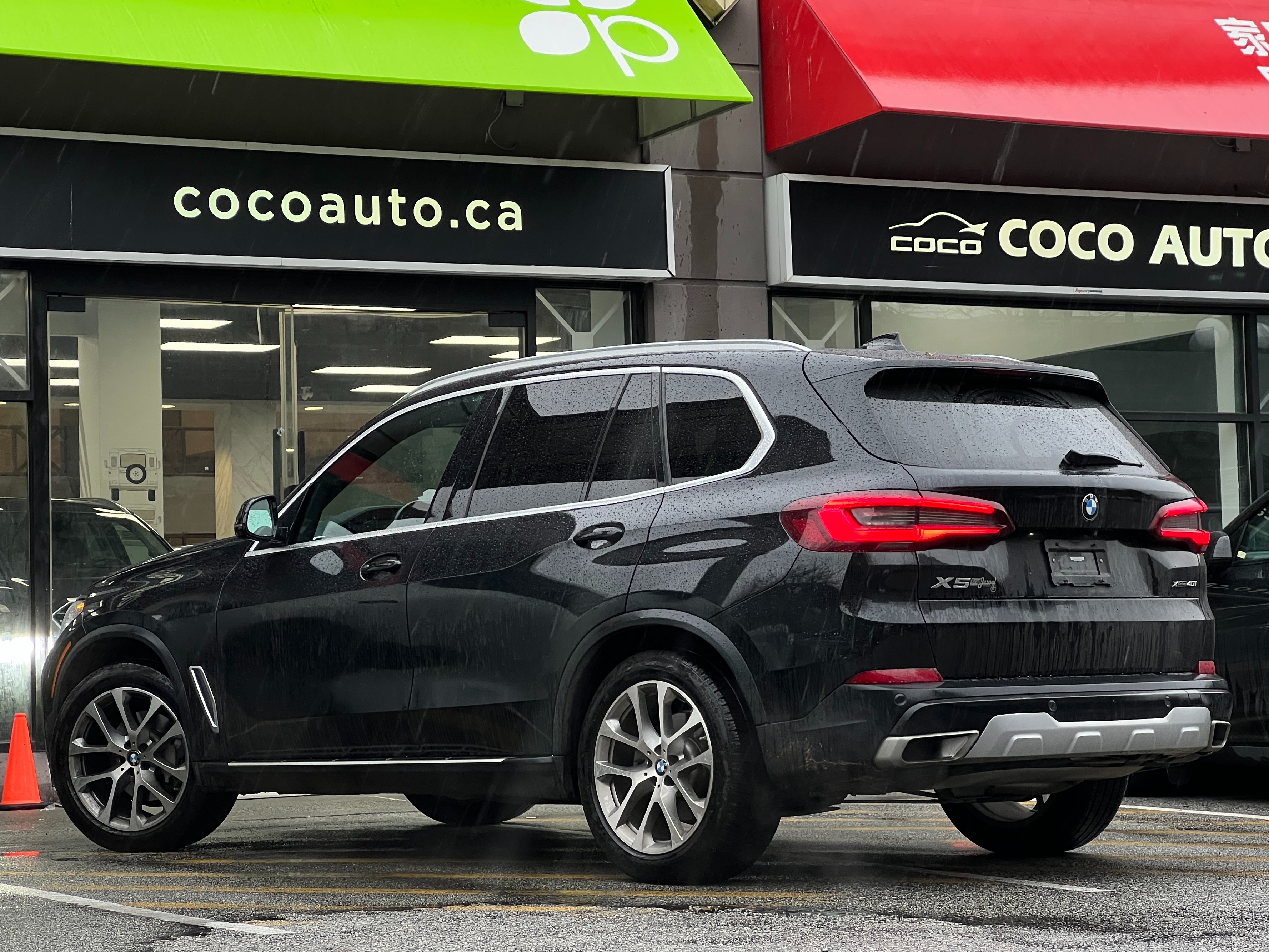 2020 BMW X5 individual x-line | BC Local - Image 5