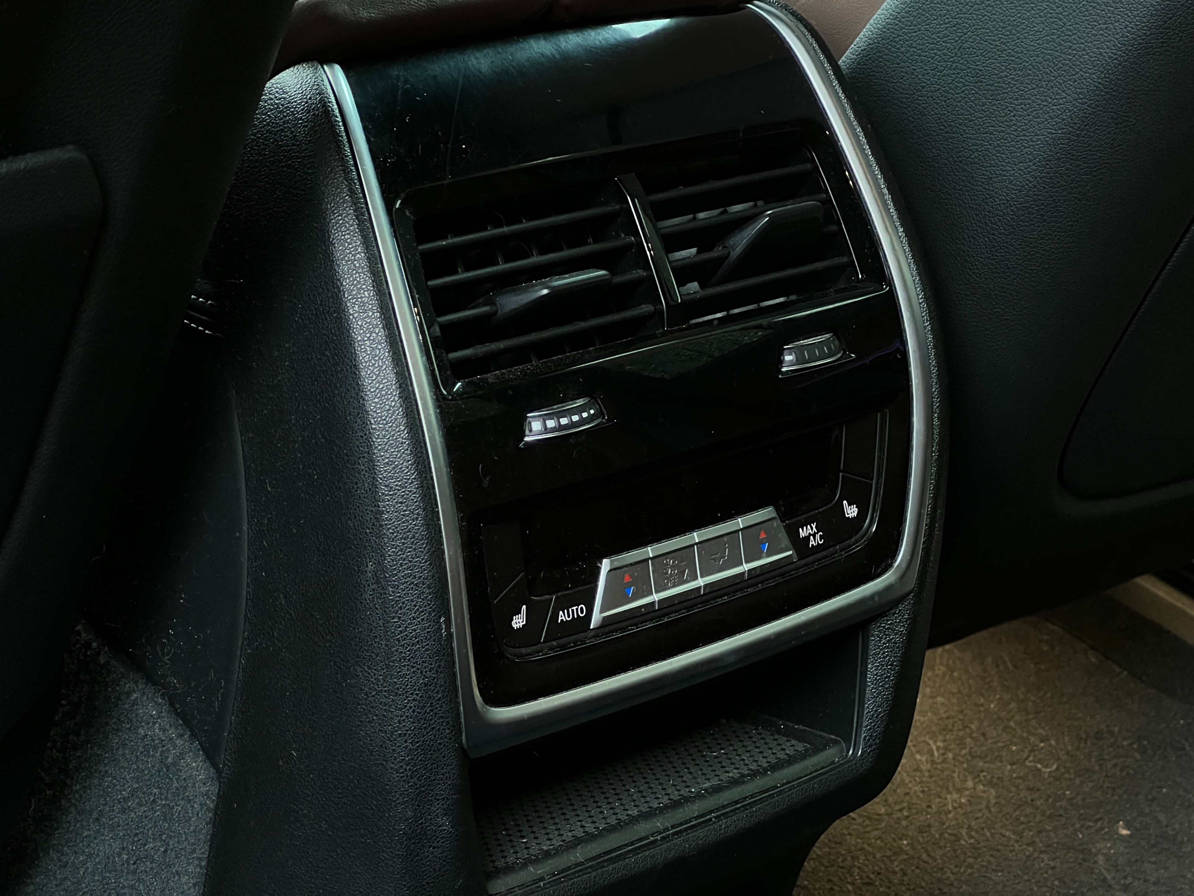 2020 BMW X5 individual x-line | BC Local - Image 18