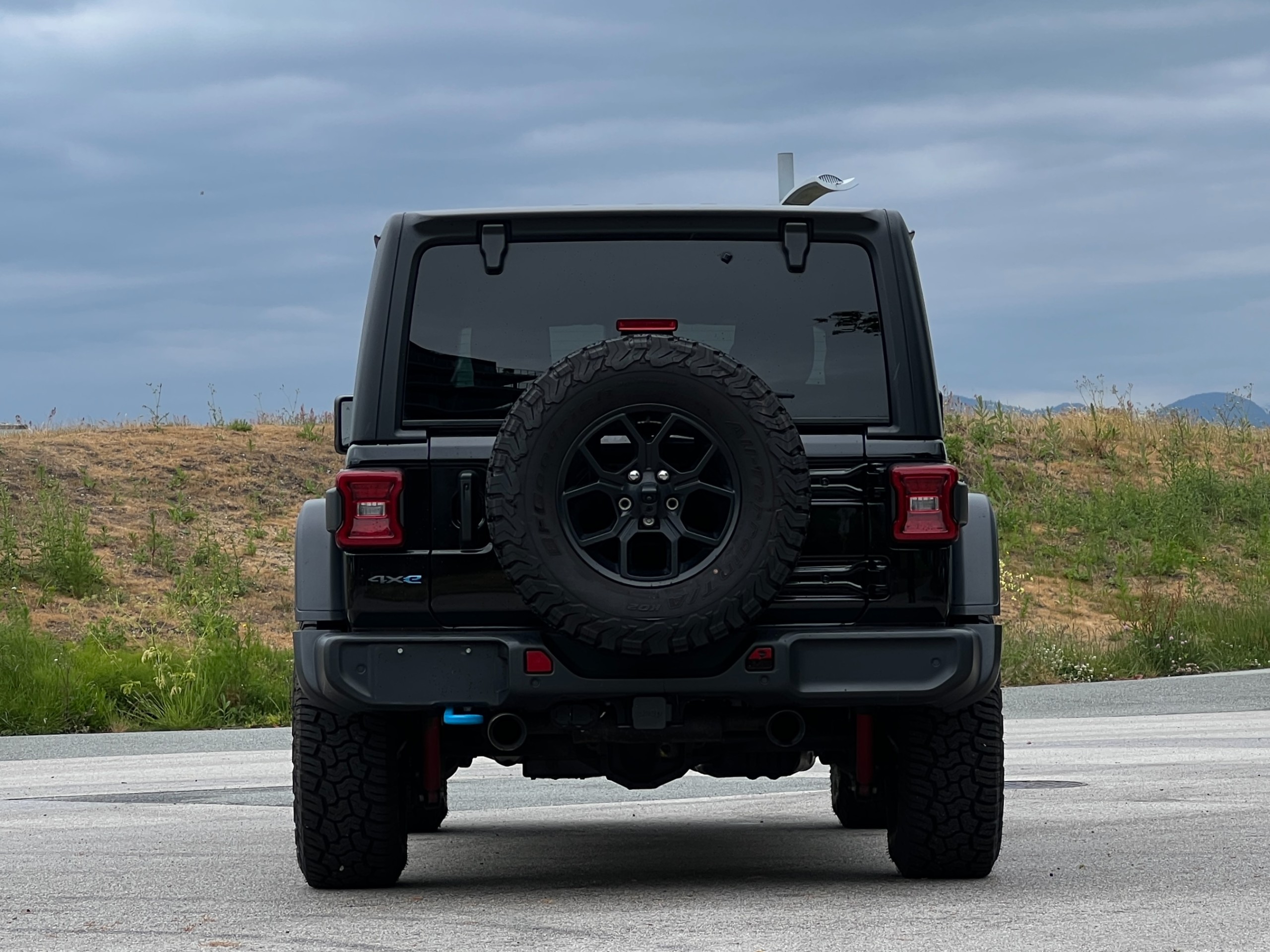 2024 Jeep wrangler sport s 4xe plug-in hybrid | No accident | one owner | BC local - Image 7