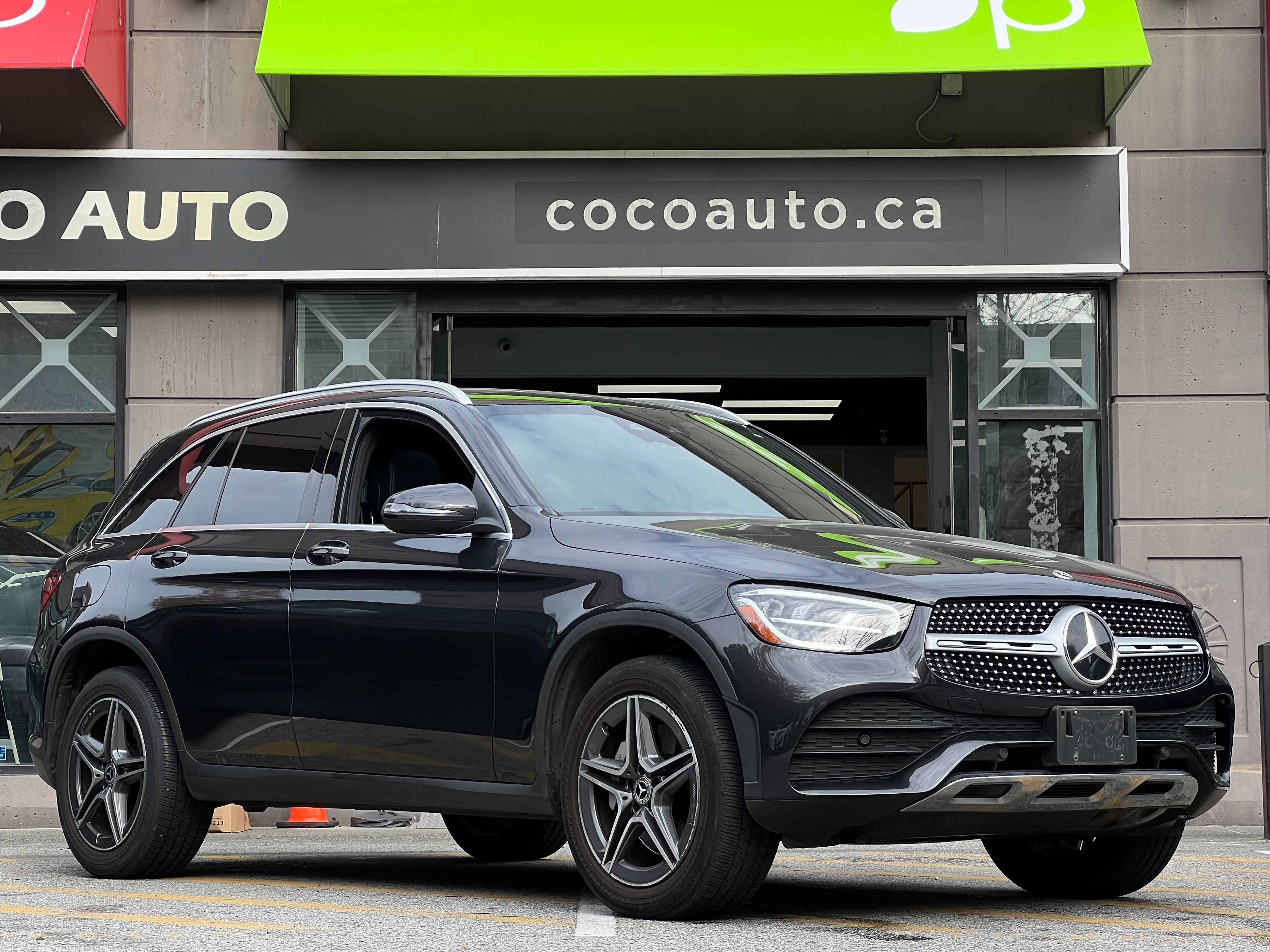 2020 Mercedes-Benz glc300  - Image 1