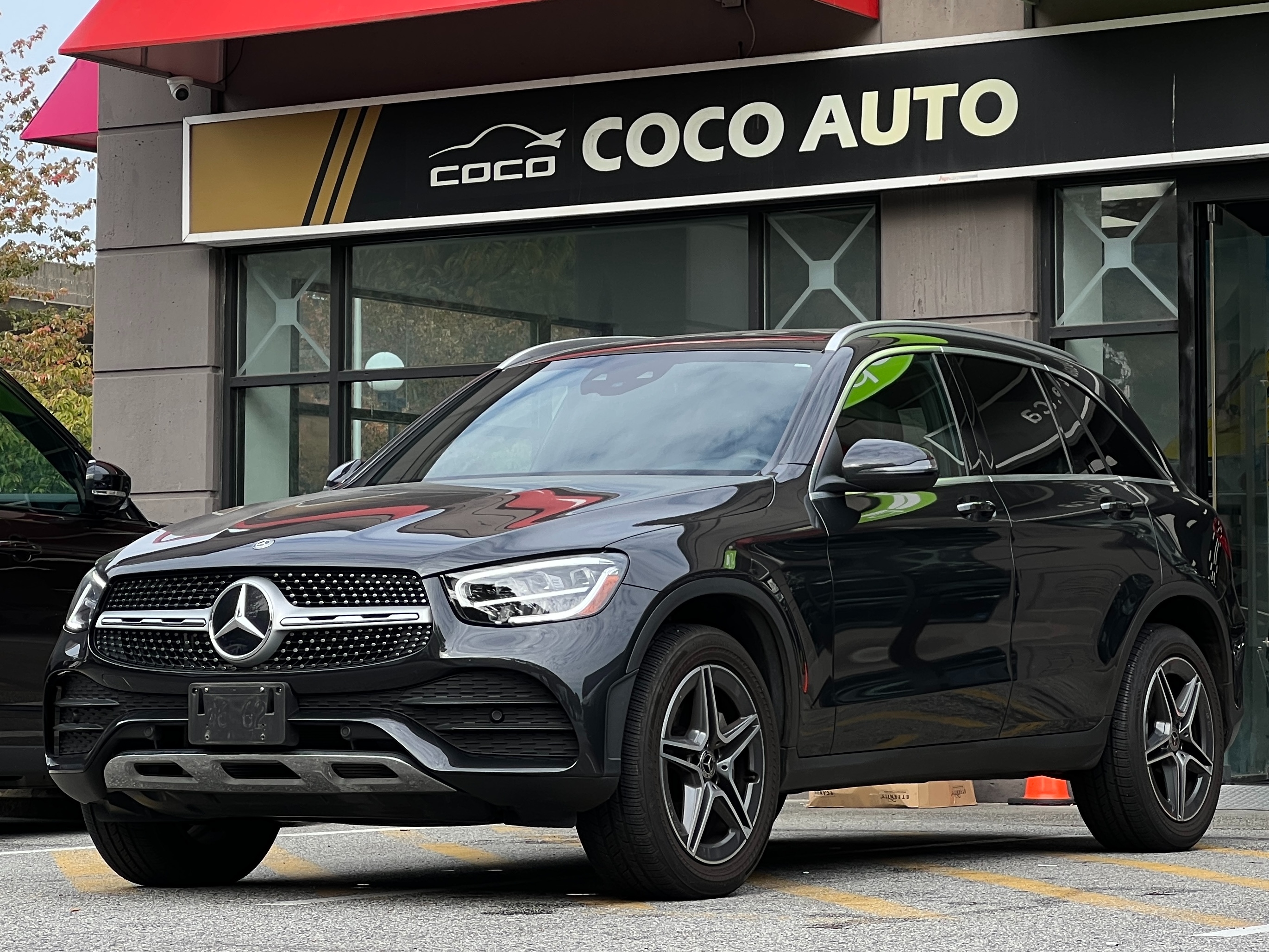 2020 Mercedes-Benz glc300  - Image 4