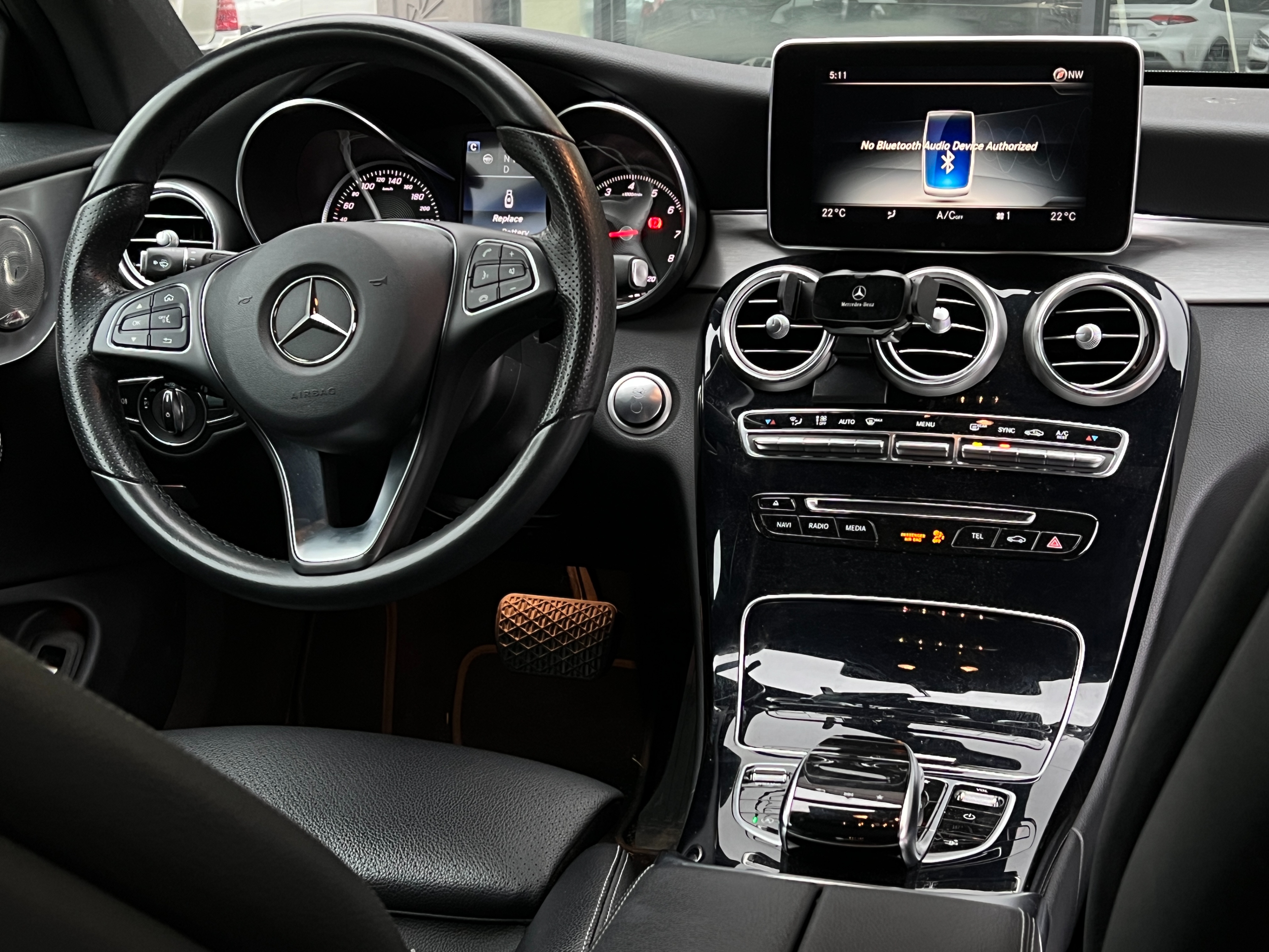 2017 Mercedes-Benz C300 - Image 15