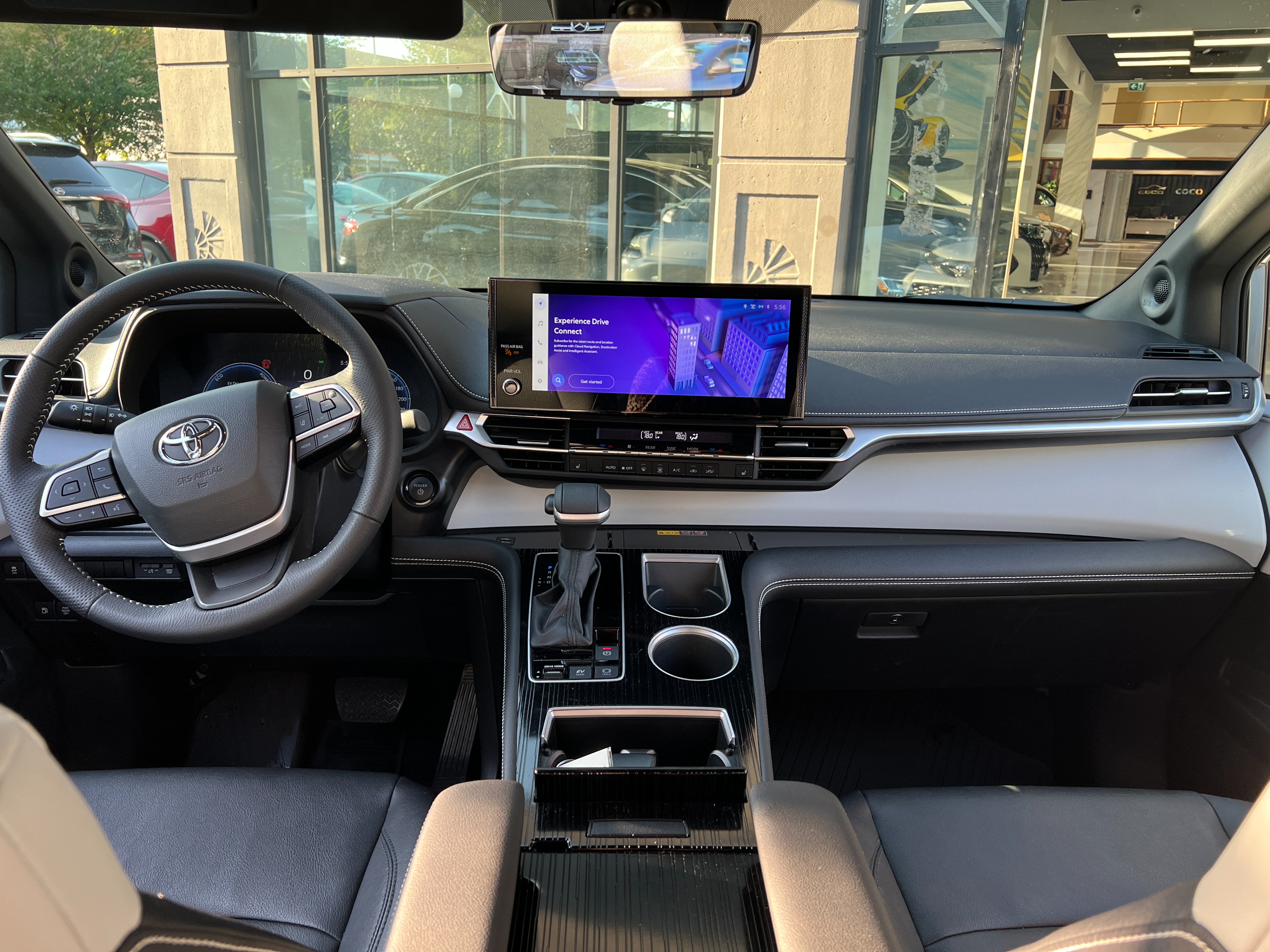 2025 Toyota Sienna XSE hybrid AWD | Tech Pkg ｜ No accident  - Image 15