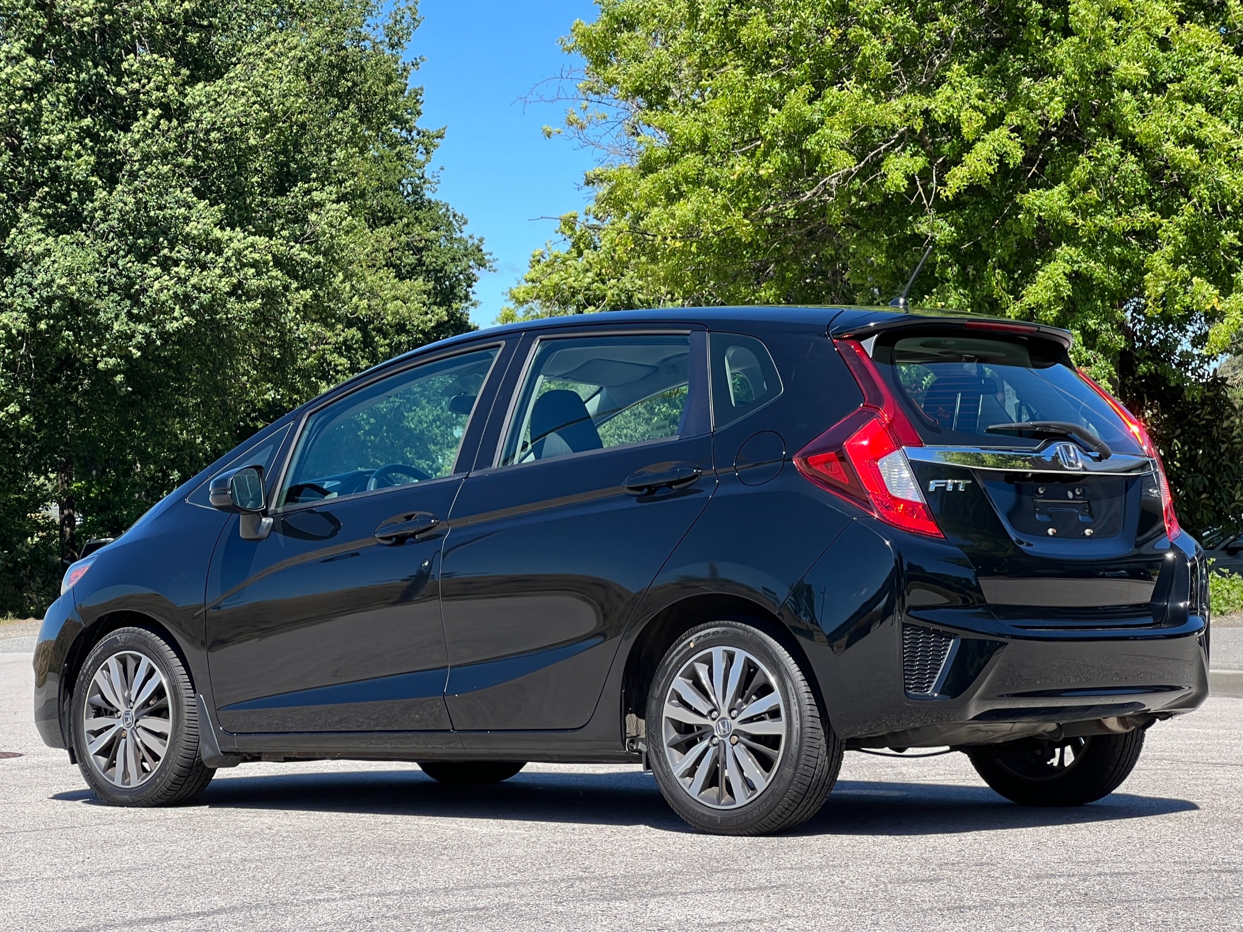 2017 Honda fit | BC Local - Image 5