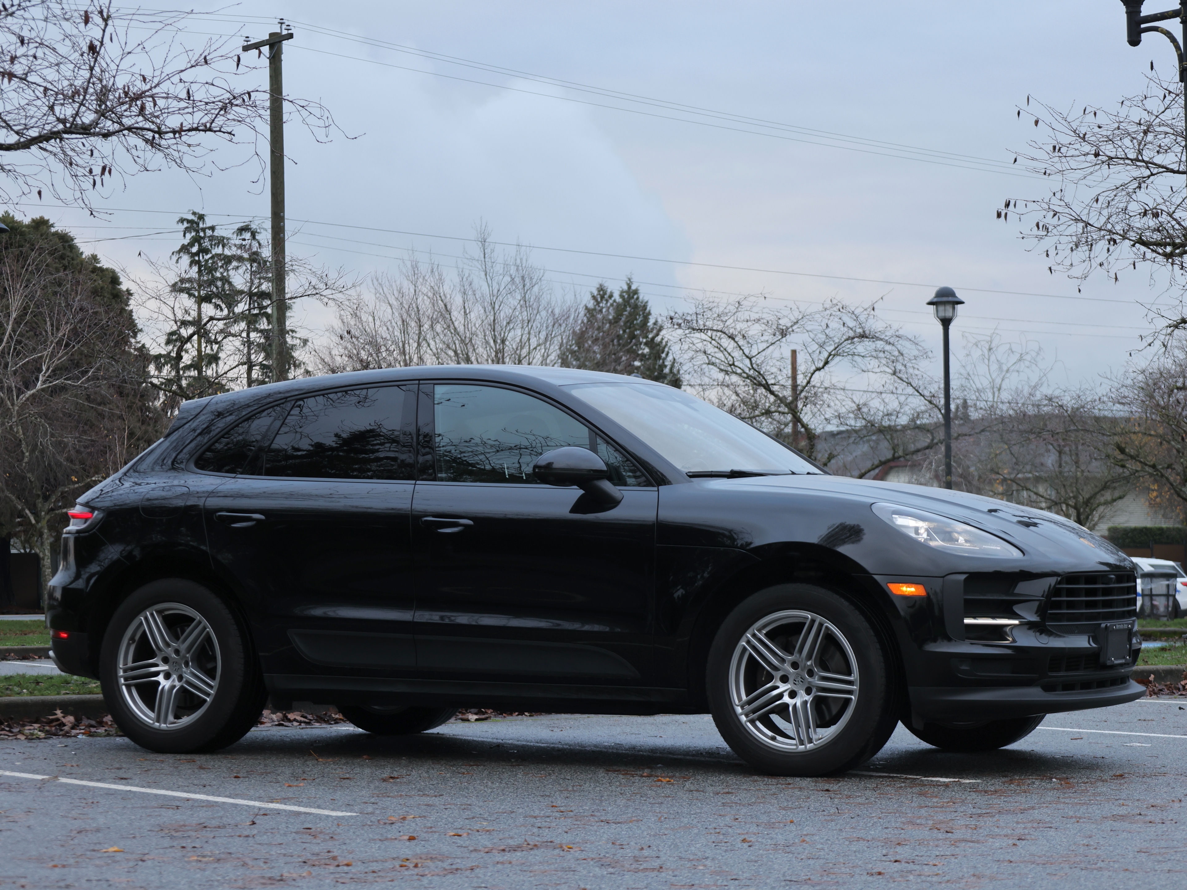 2020 Porsche macan | BC Local - Image 2
