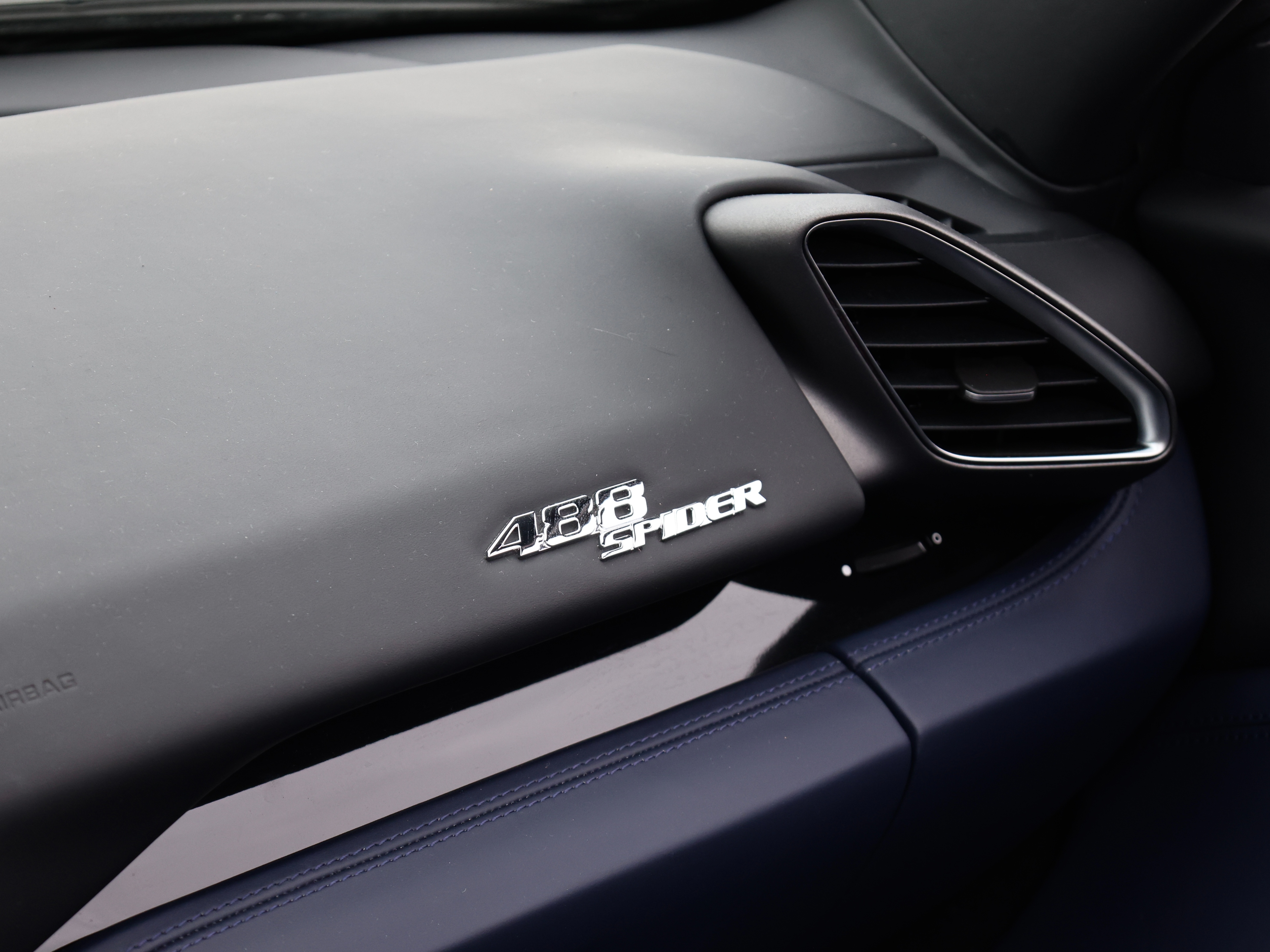 2017 Ferrari 488 spider | bc local | low km - Image 22