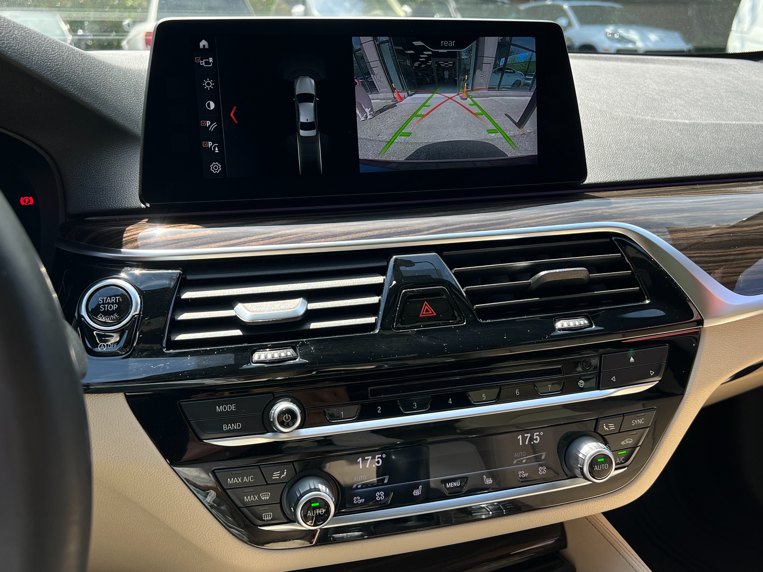 2018 BMW 530 XI - Image 9