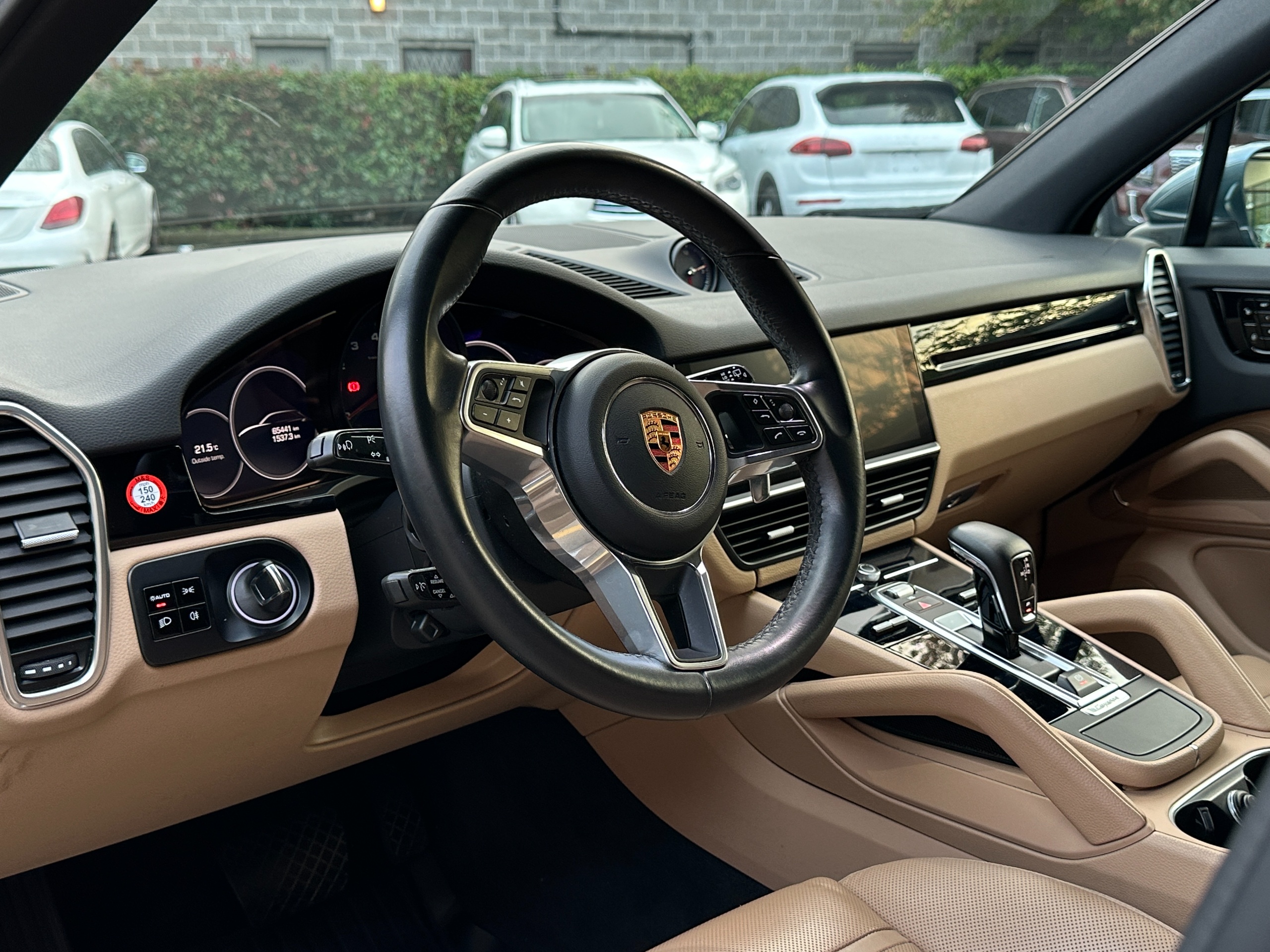2019 Porsche Cayenne - Image 8